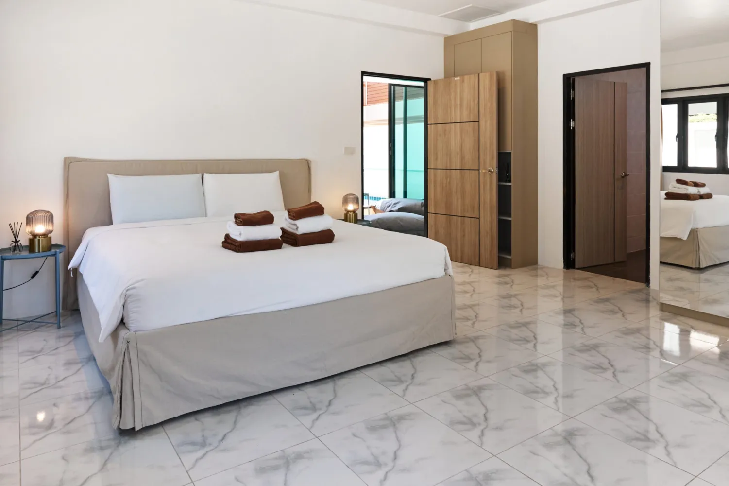 Property image - full photo 35