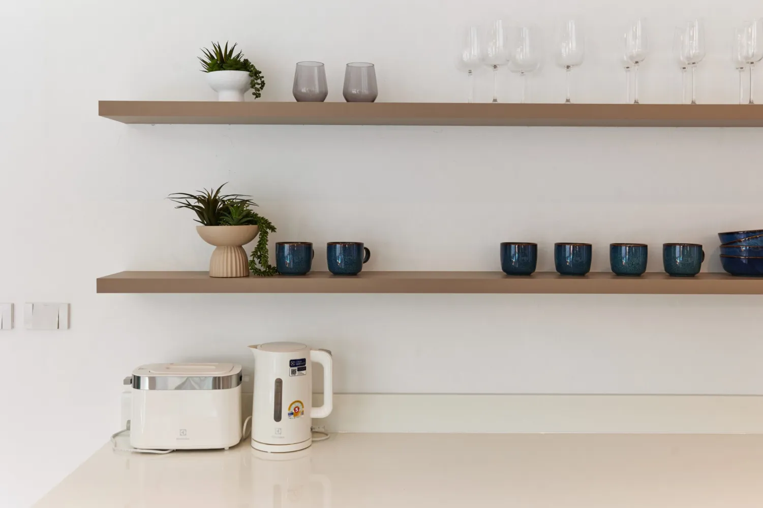 Property image - full photo 11