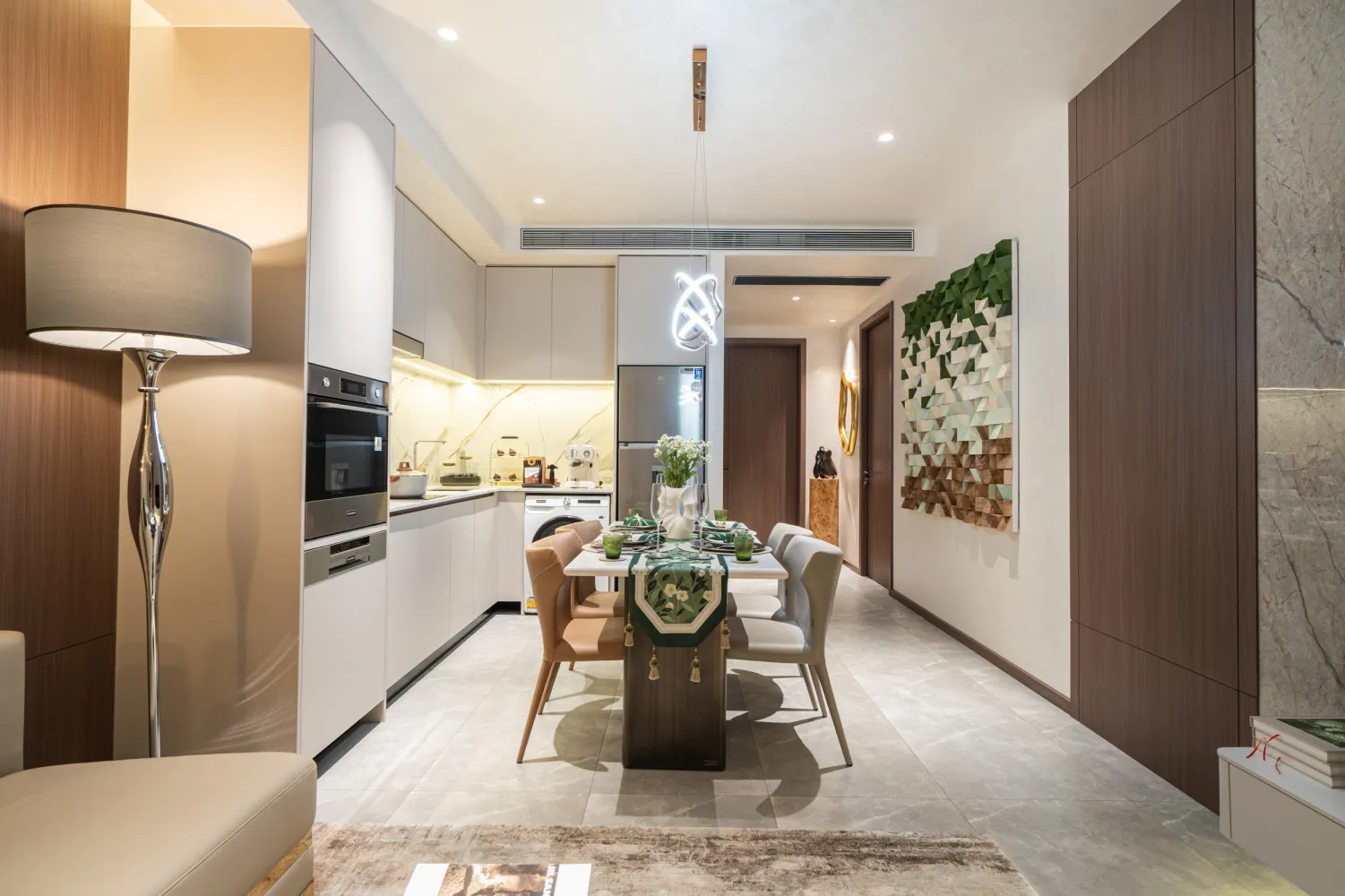 Property image - full photo 4