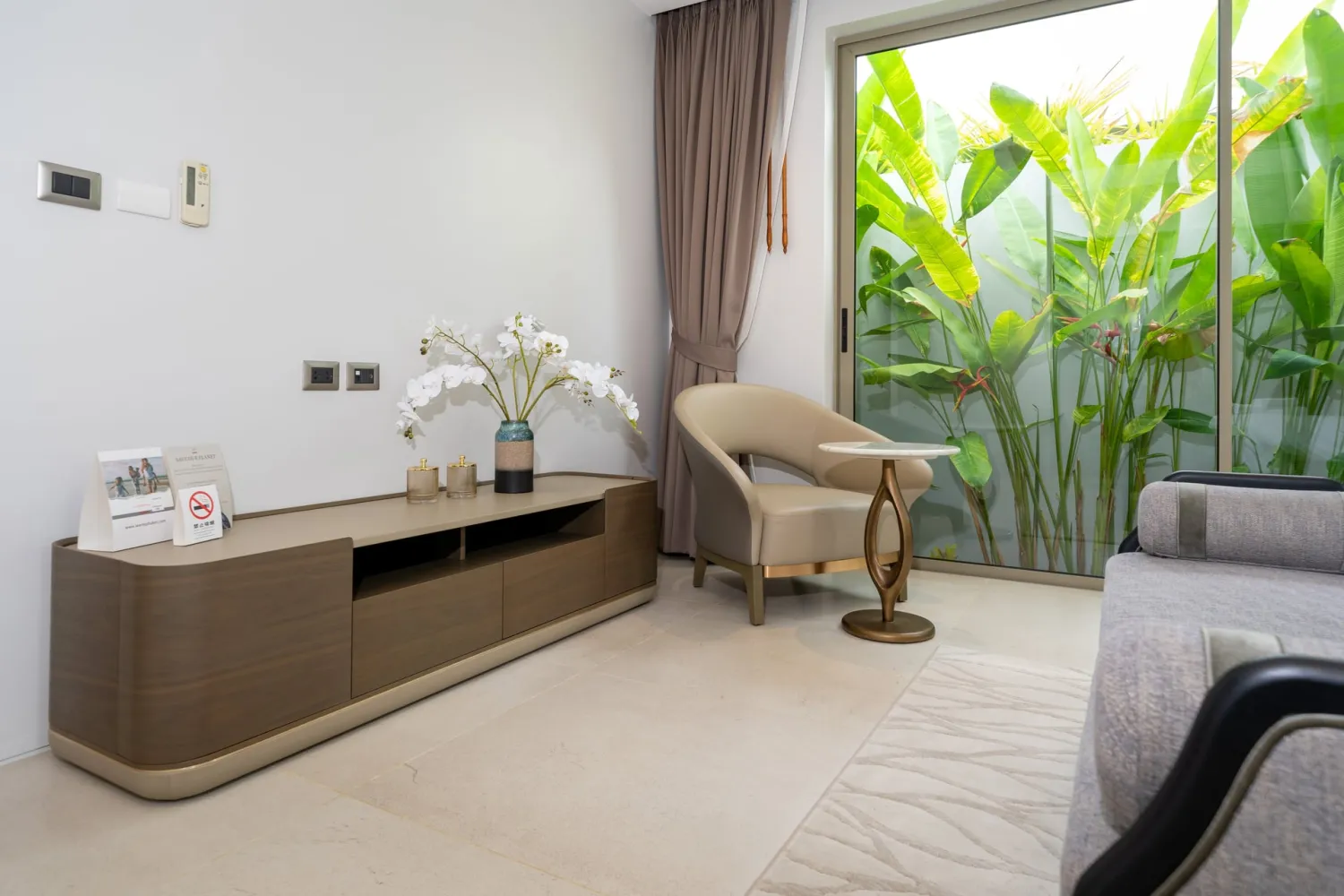 Property image - full photo 13