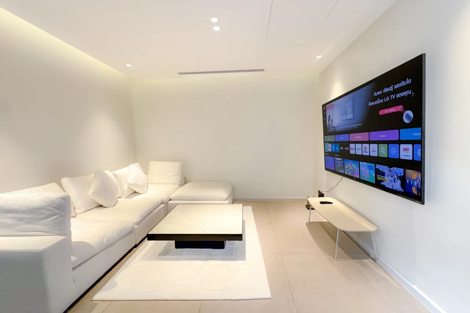 Property image - full photo 12