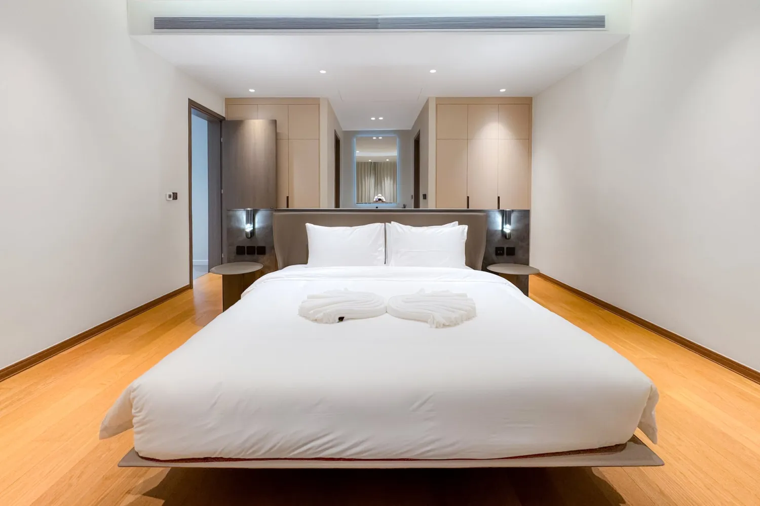 Property image - full photo 15