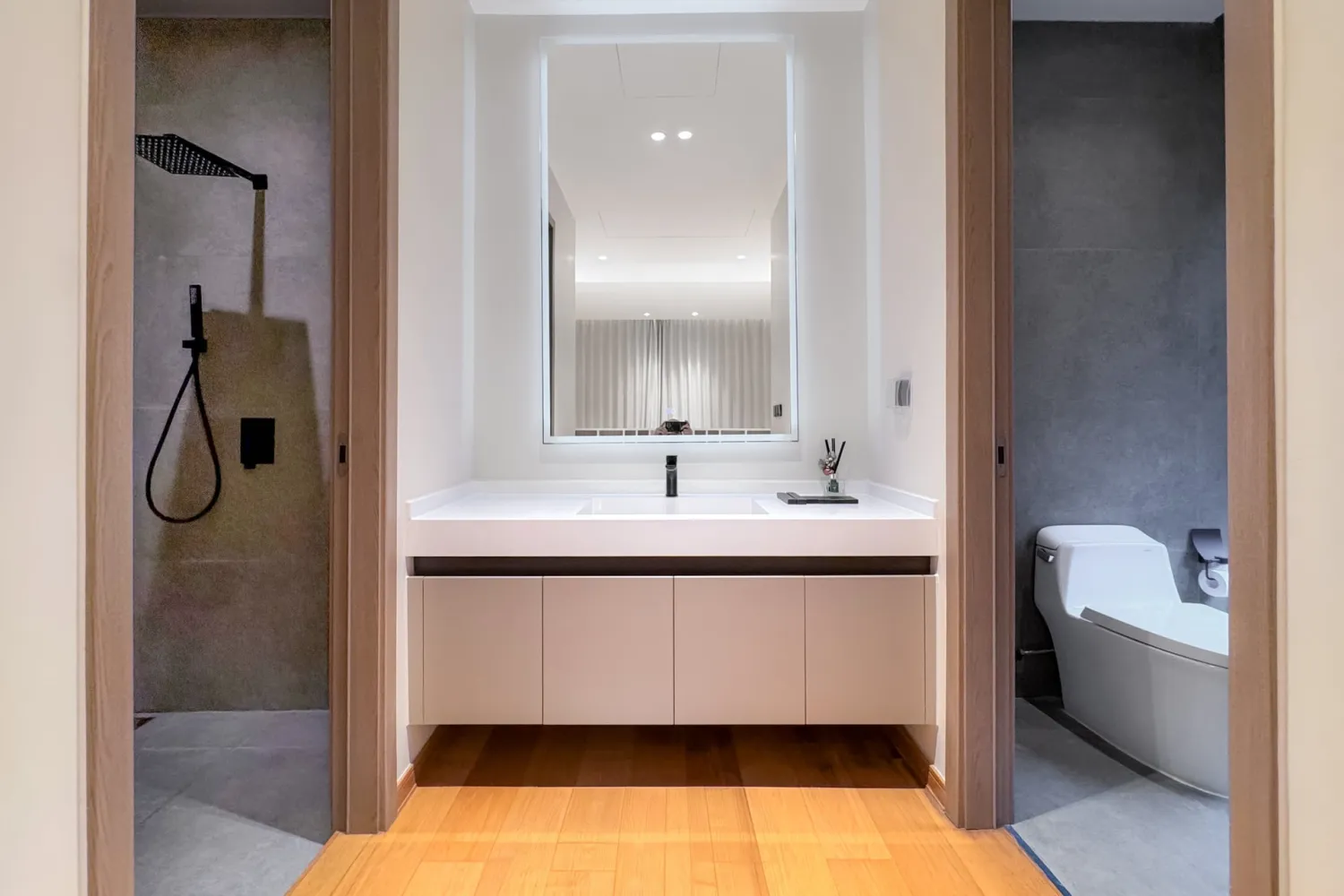 Property image - full photo 26