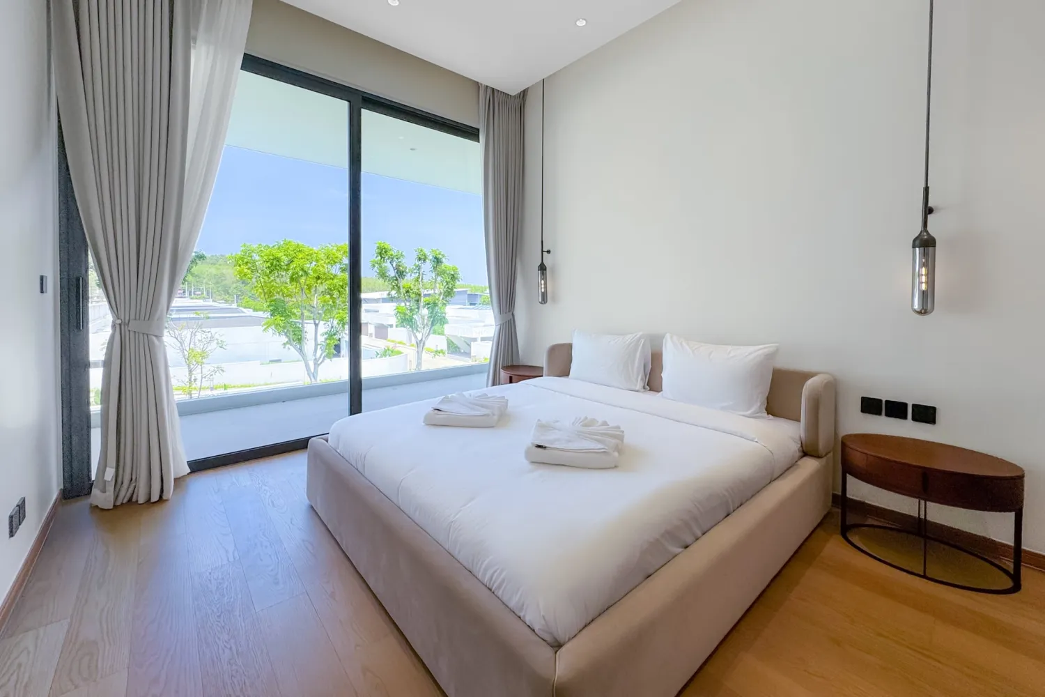 Property image - full photo 17