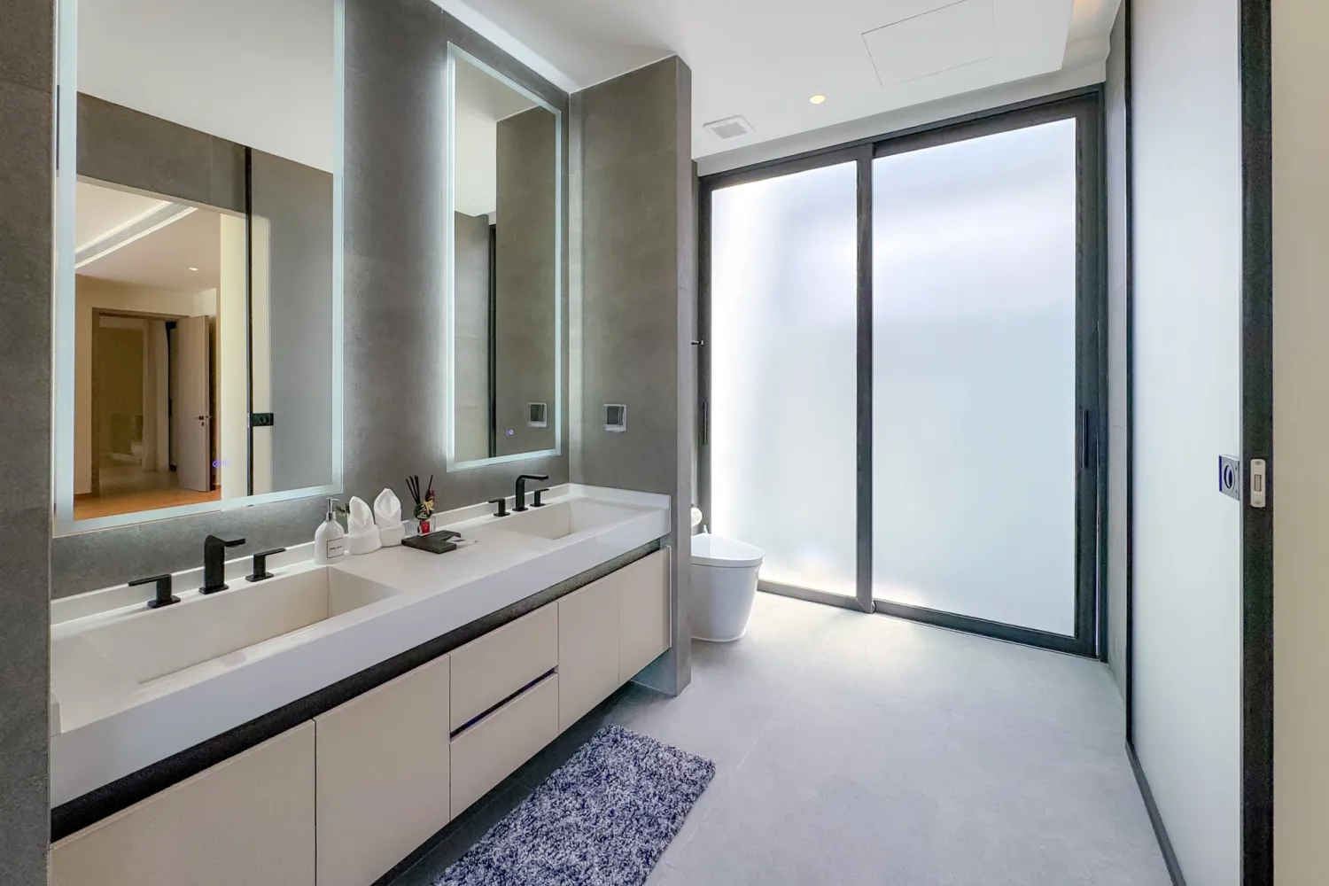 Property image - full photo 27