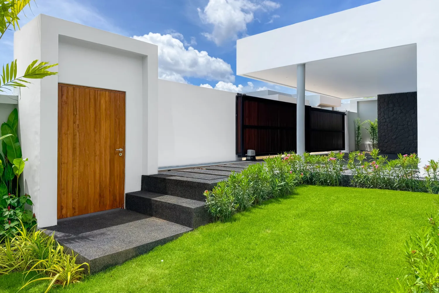 Property image - full photo 42