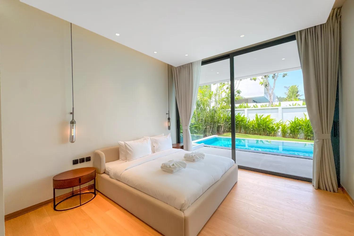Property image - full photo 24