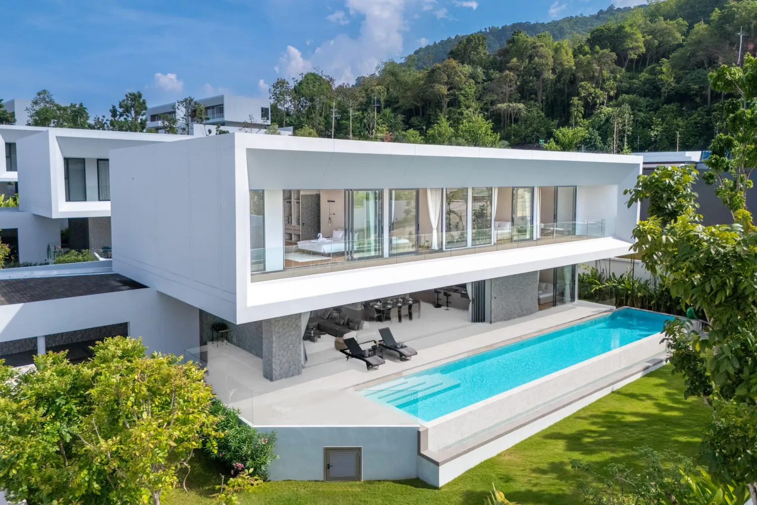 Property image - full photo 1