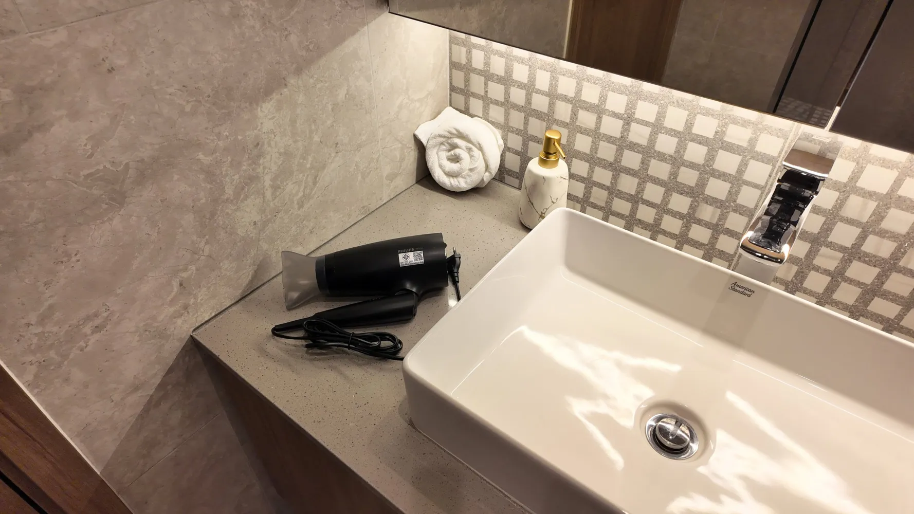 Property image - full photo 7