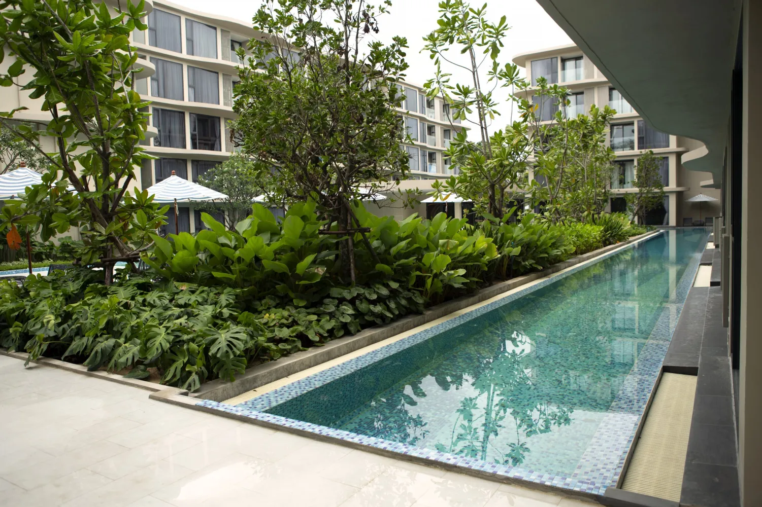 Property image - full photo 32