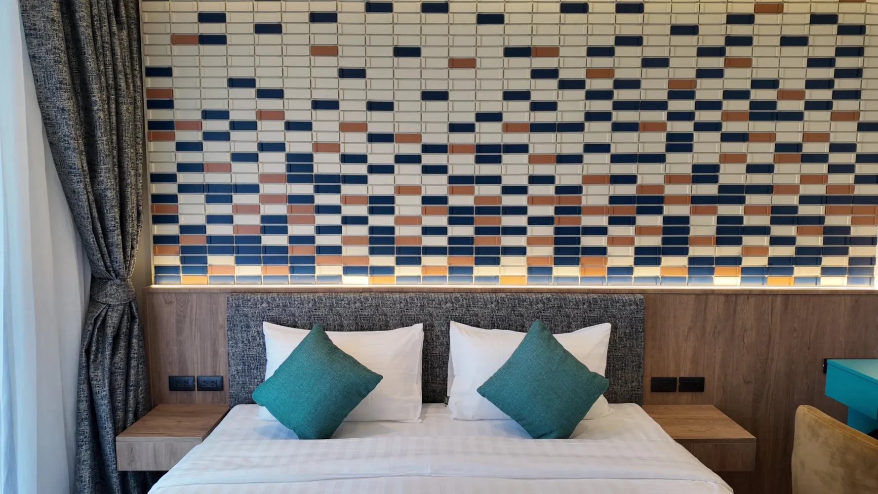 Property image - full photo 7