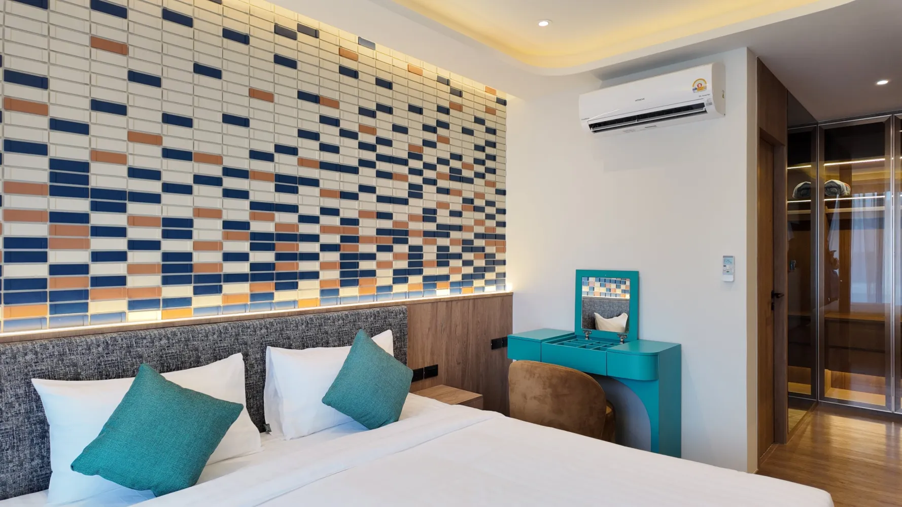 Property image - full photo 9