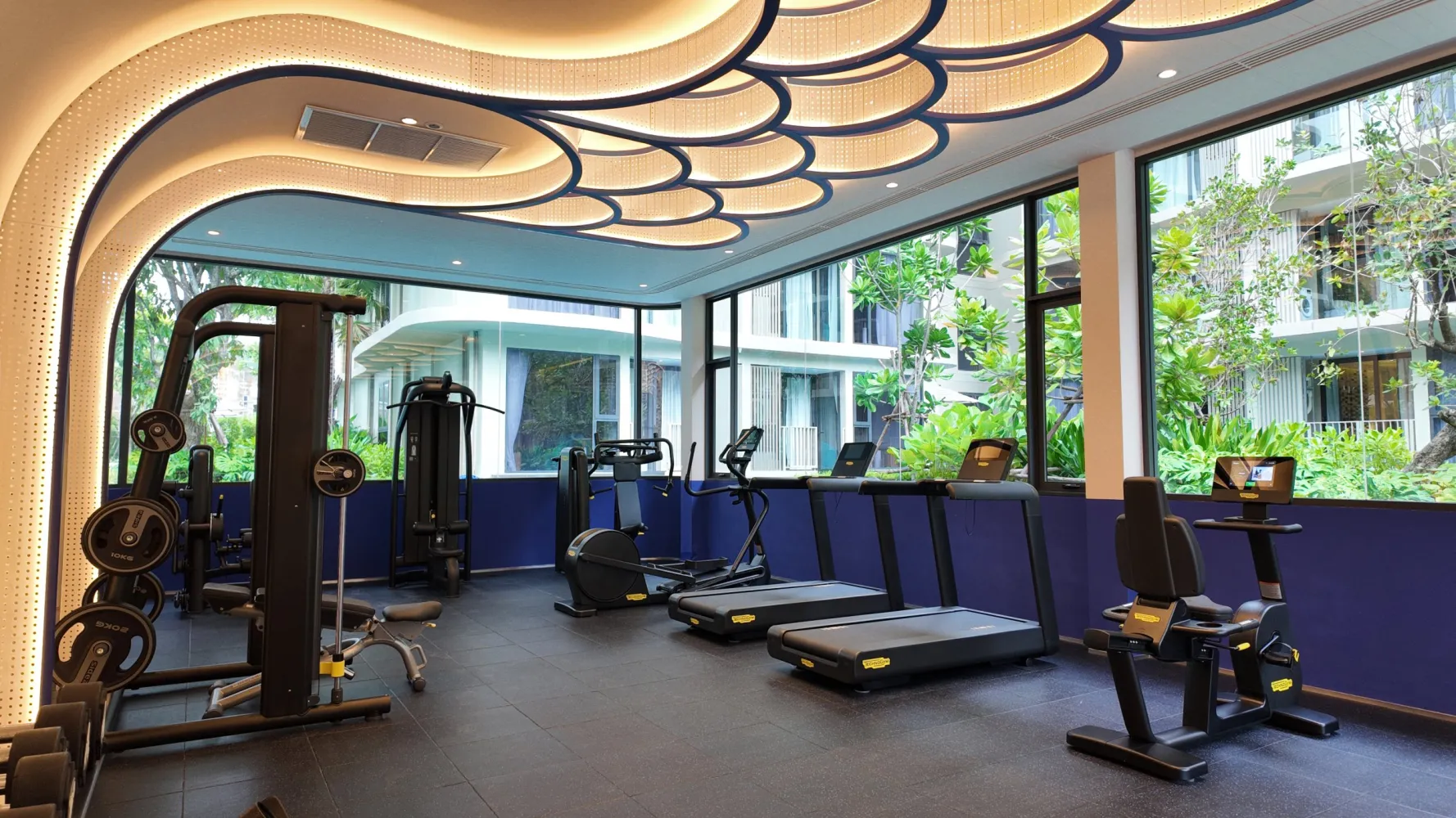 Property image - full photo 7