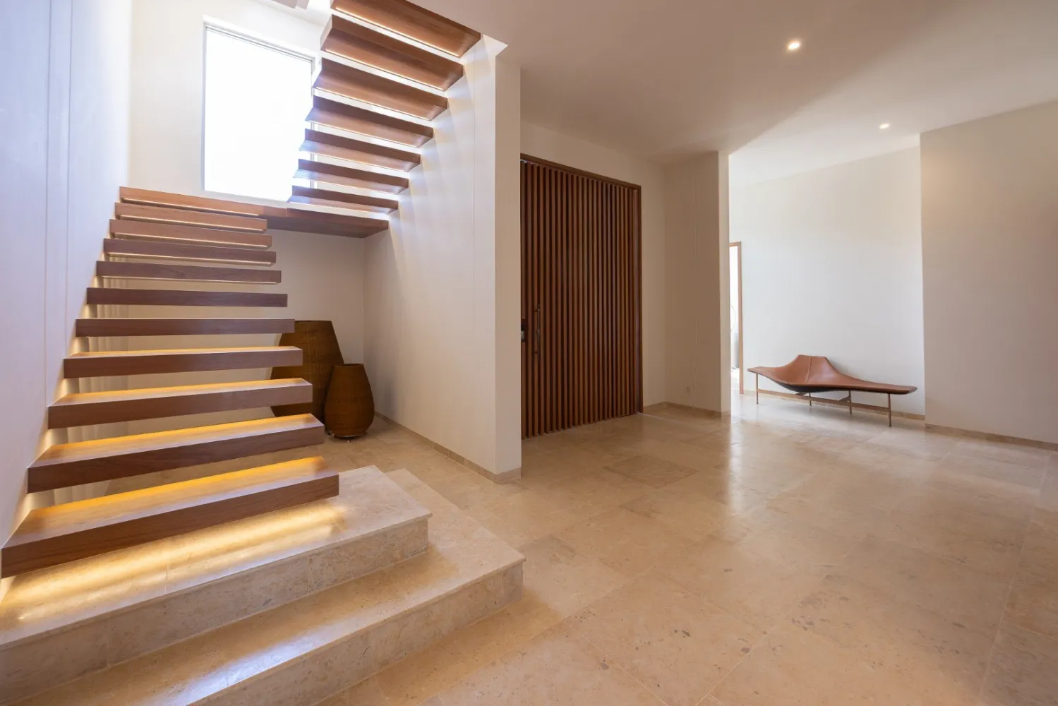 Property image - full photo 9