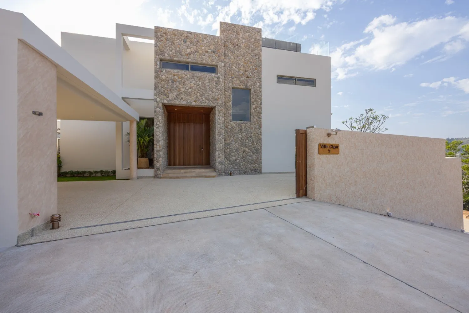Property image - full photo 37