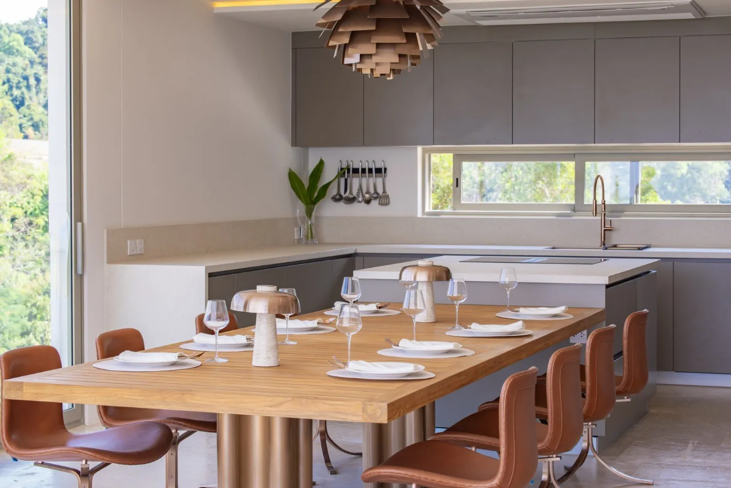 Property image - full photo 4