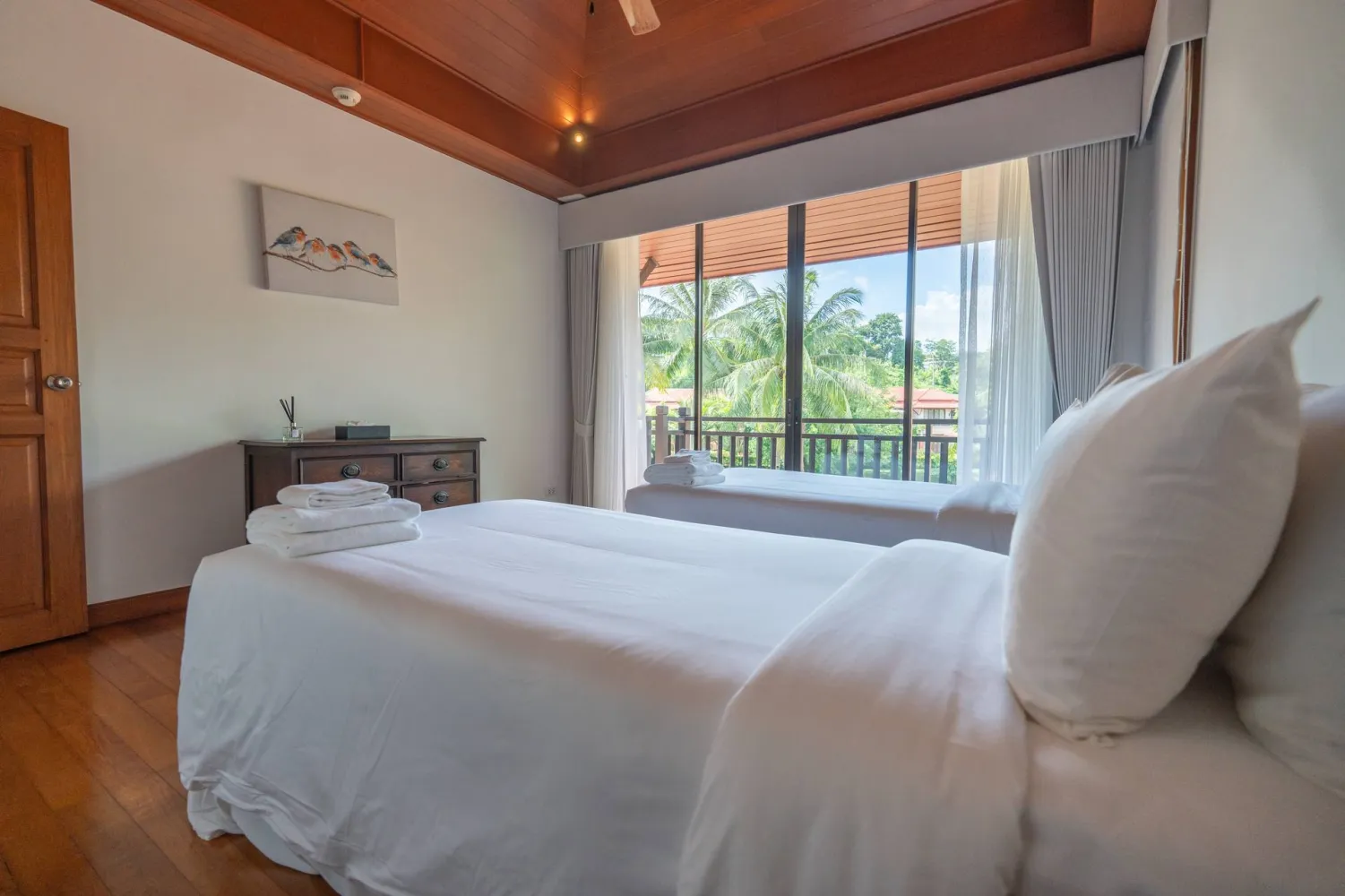 Property image - full photo 28
