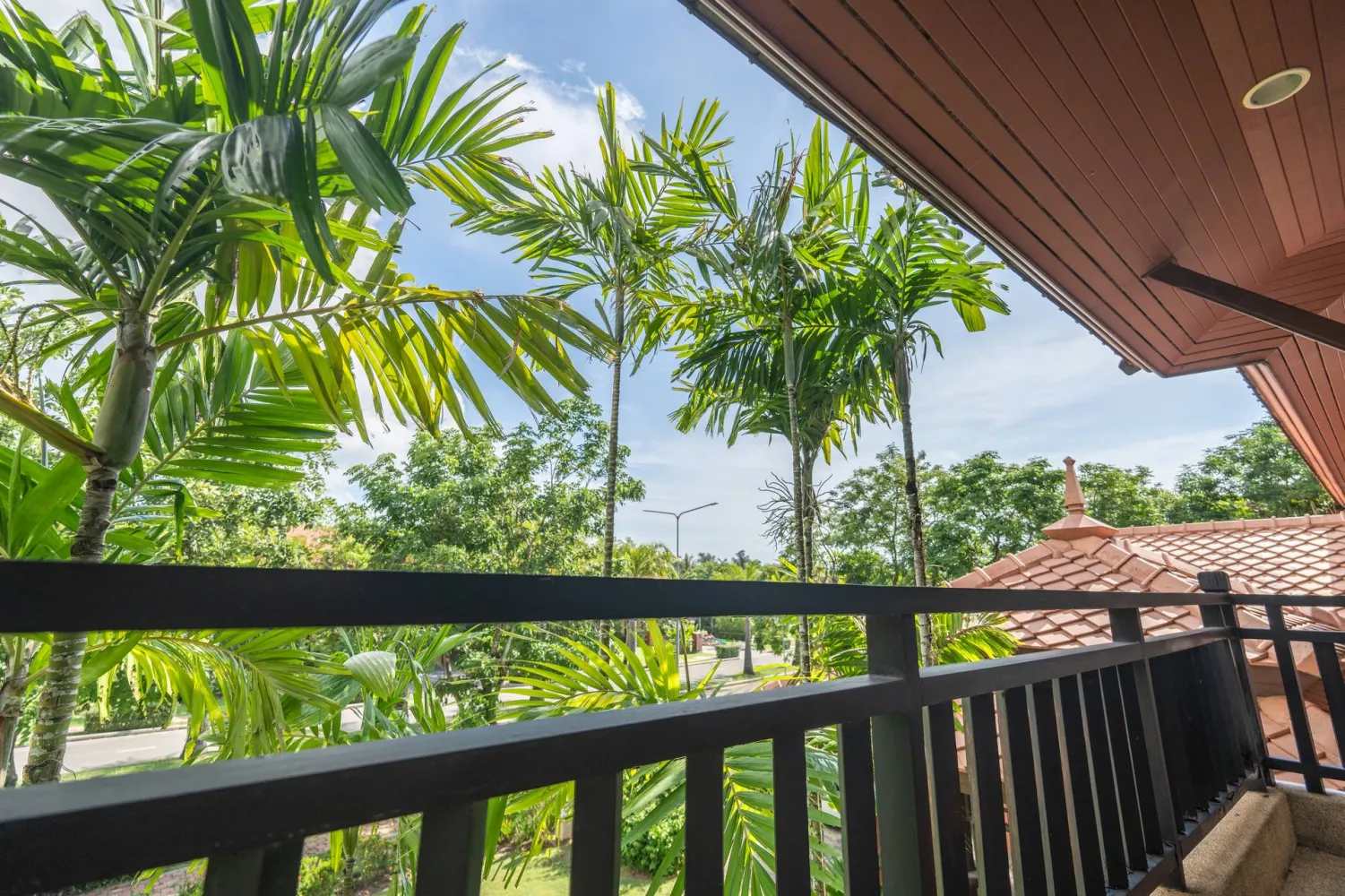 Property image - full photo 42
