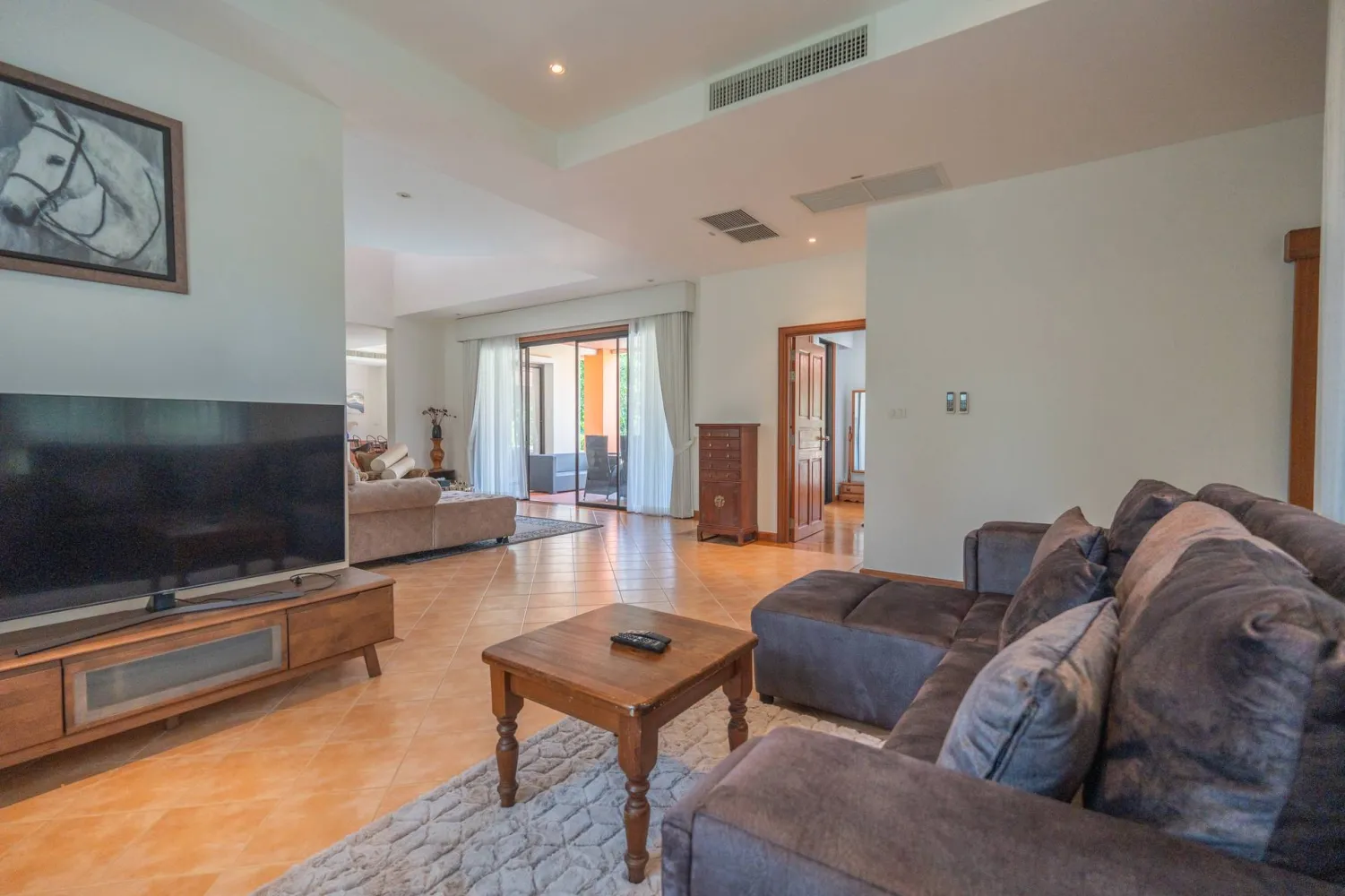 Property image - full photo 7