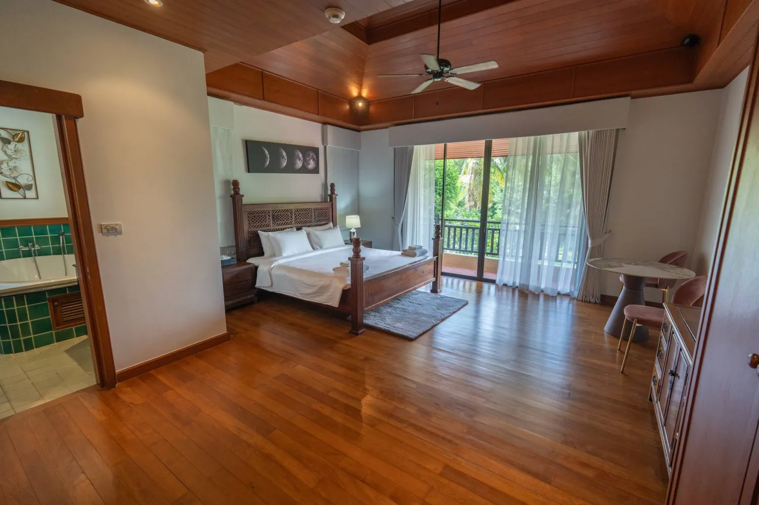 Property image - full photo 41