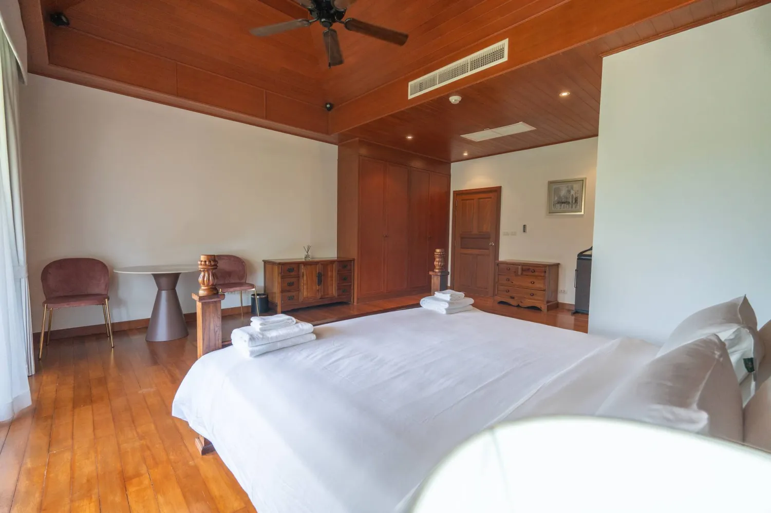 Property image - full photo 39