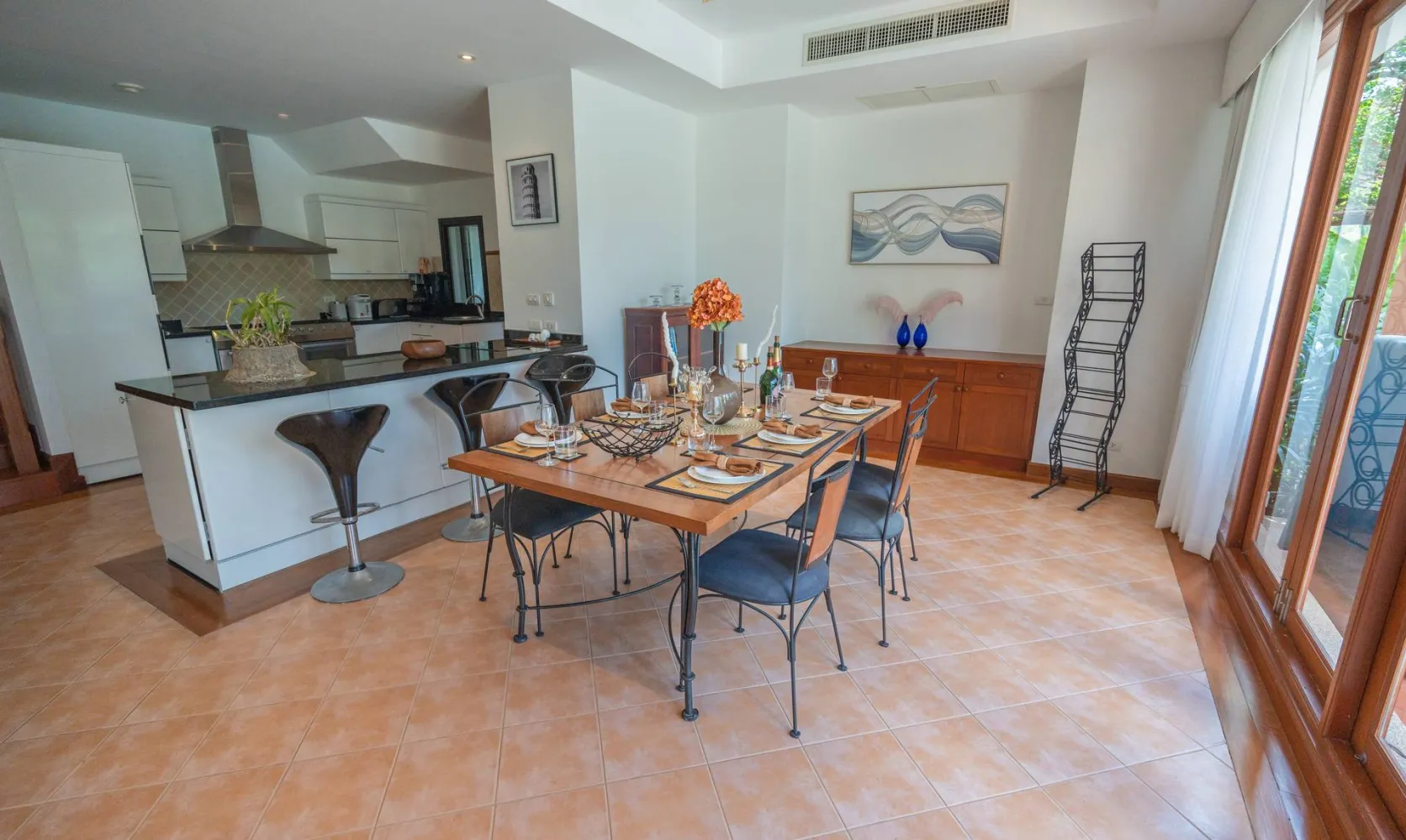 Property image - full photo 6