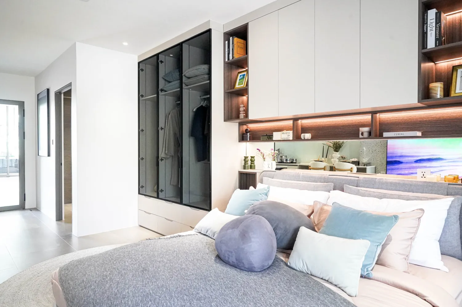 Property image - full photo 7