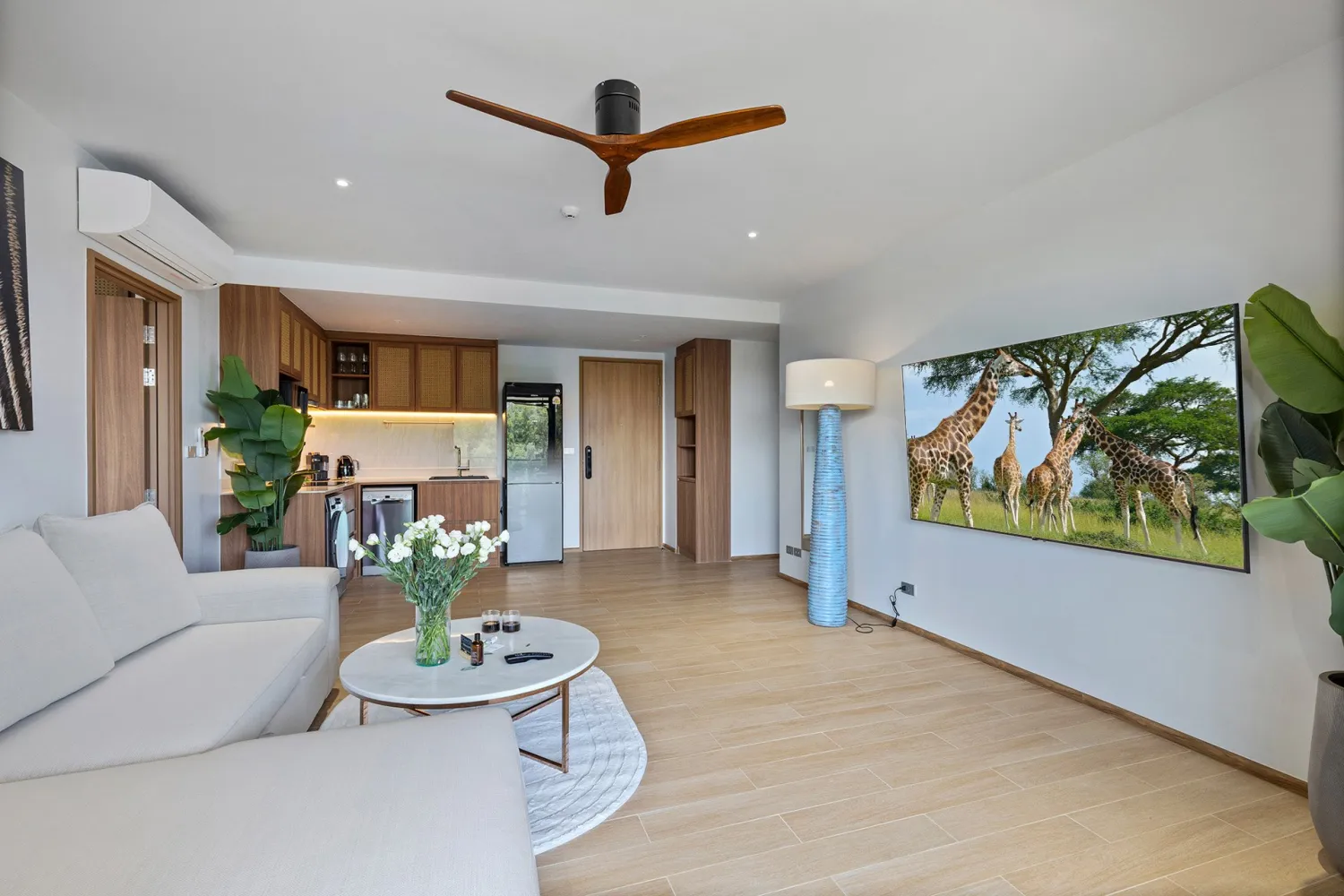 Property image - full photo 7