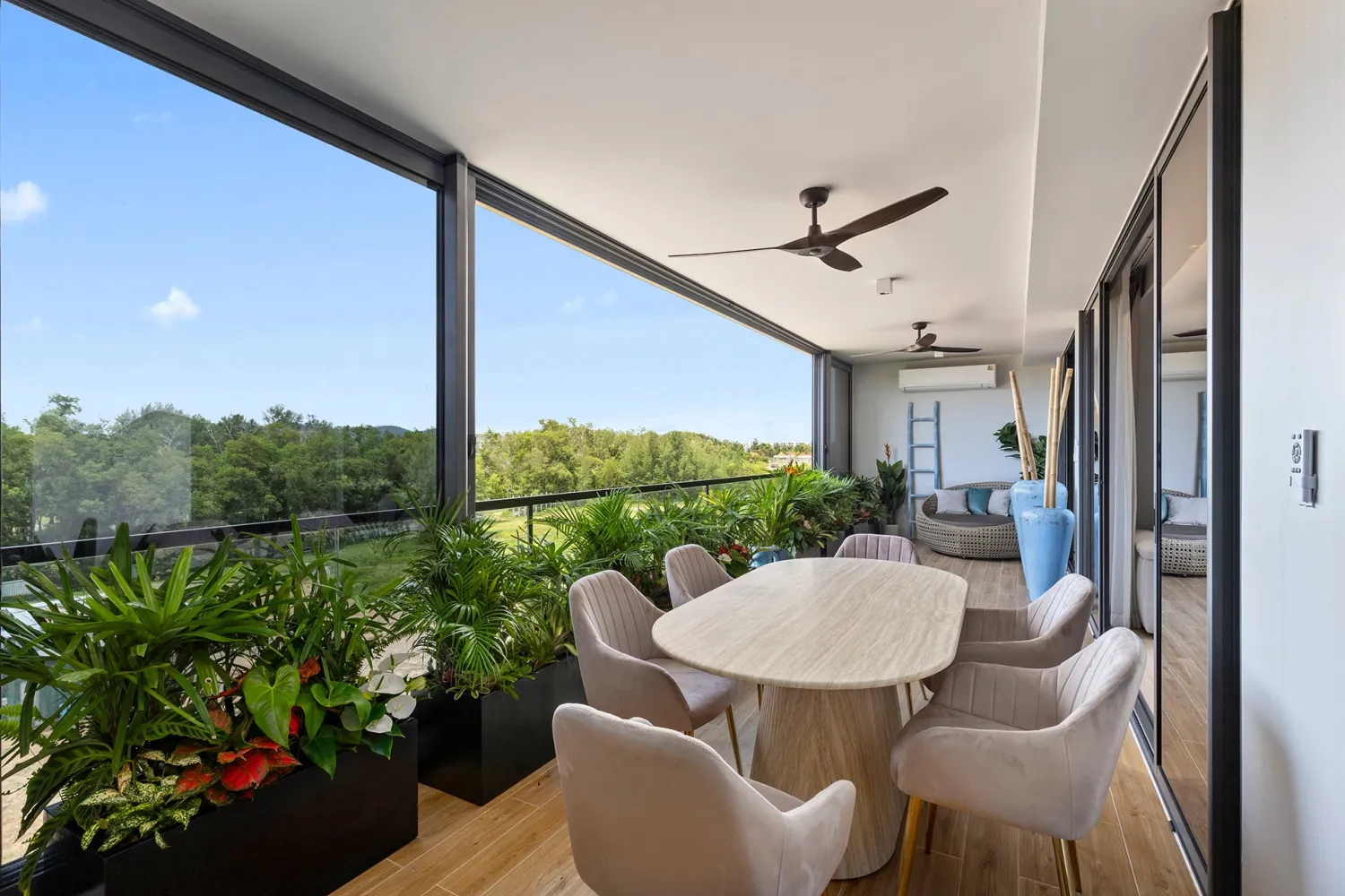 Property image - full photo 15