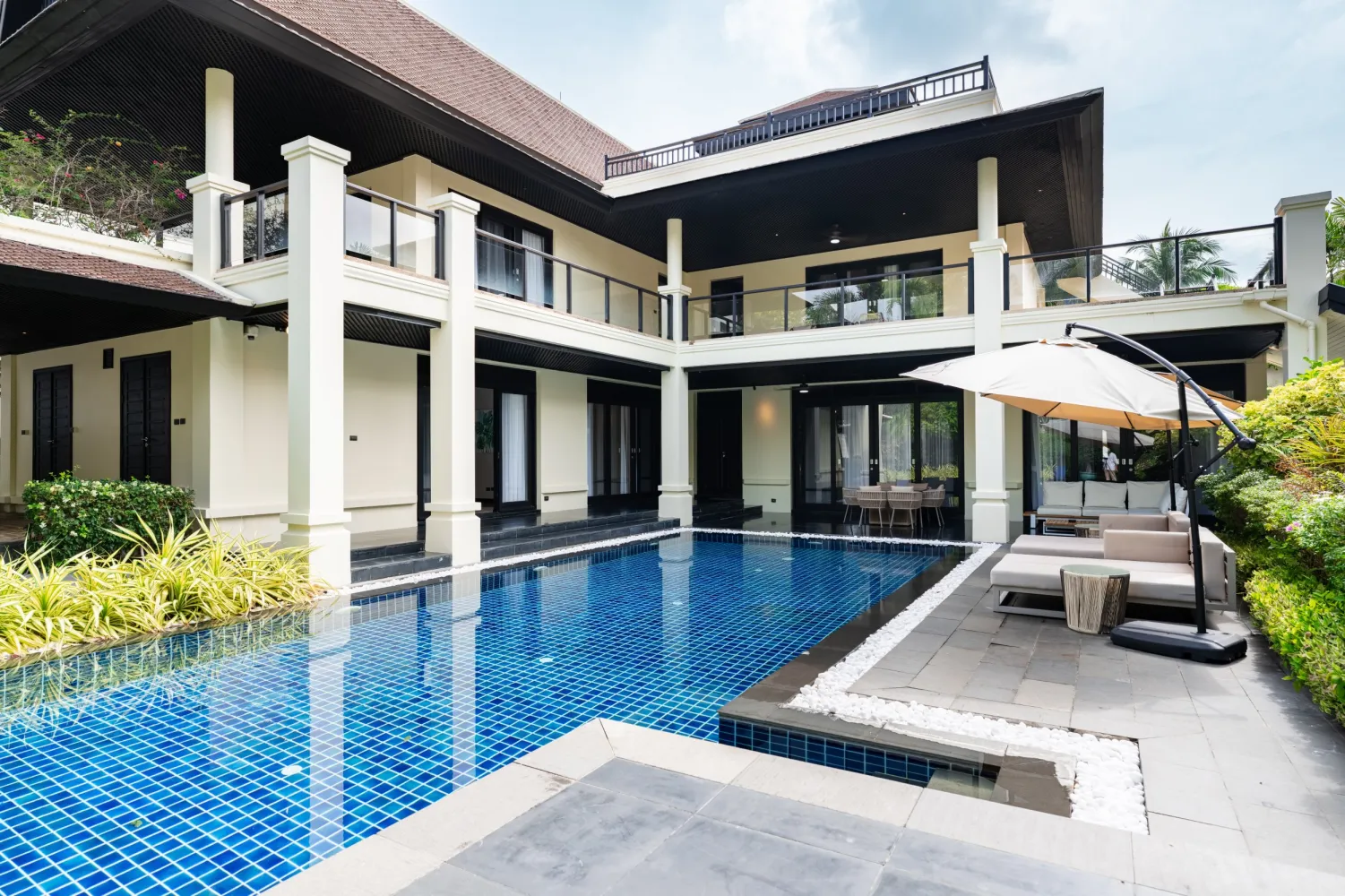 Property image - full photo 1