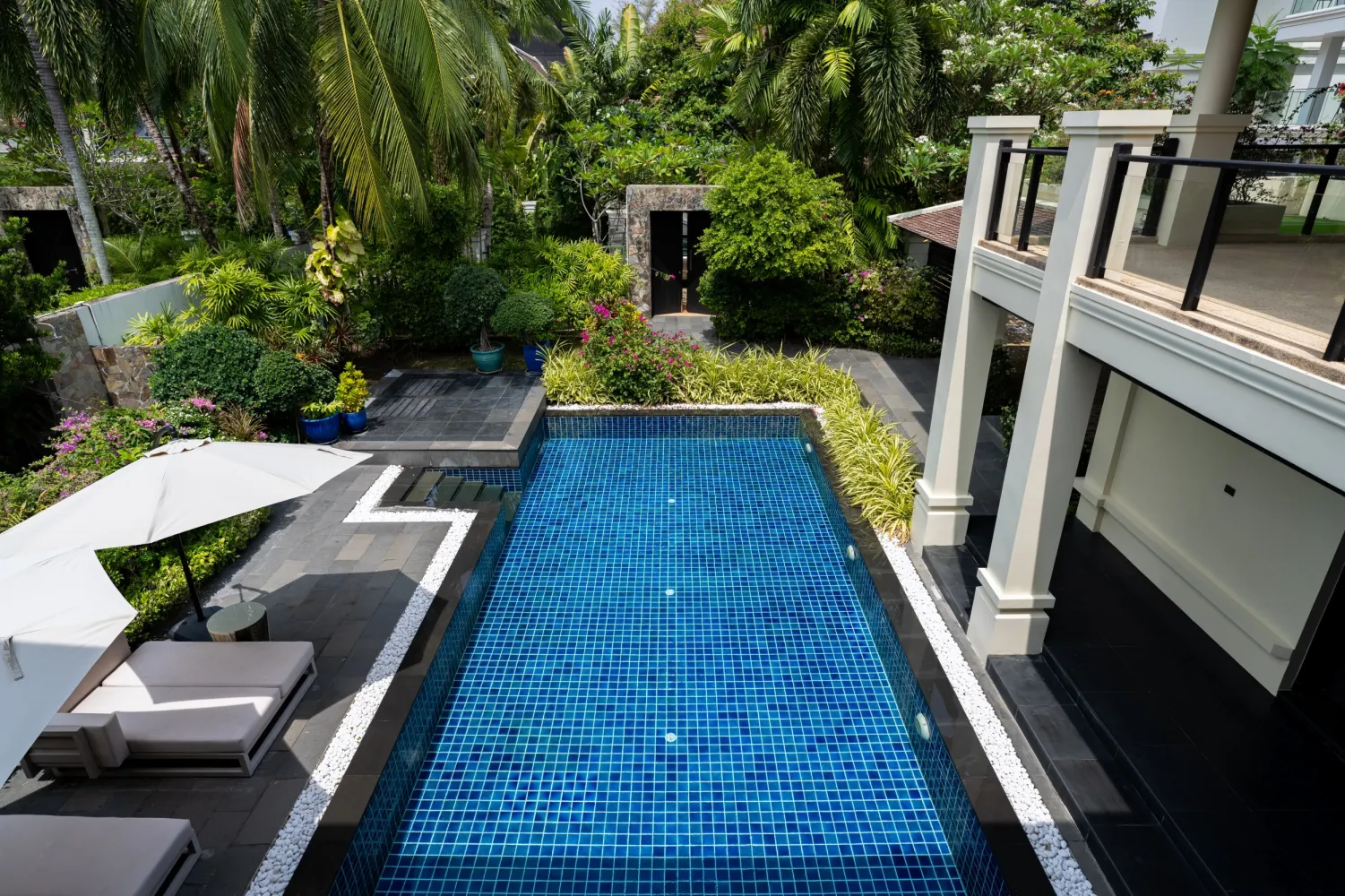 Property image - full photo 56