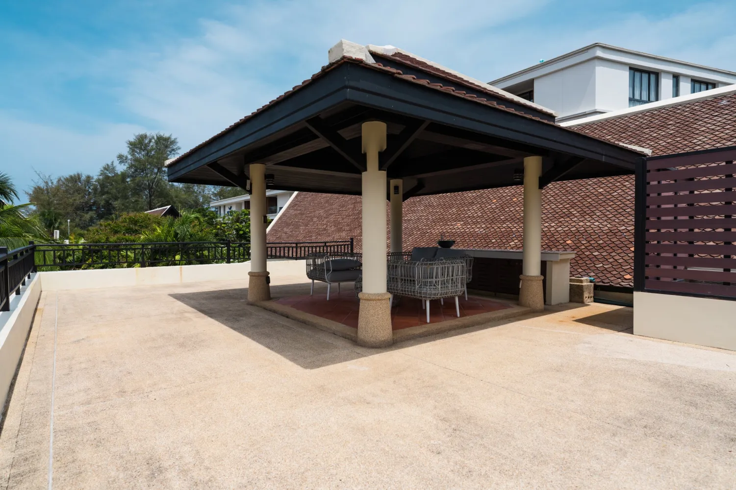 Property image - full photo 51
