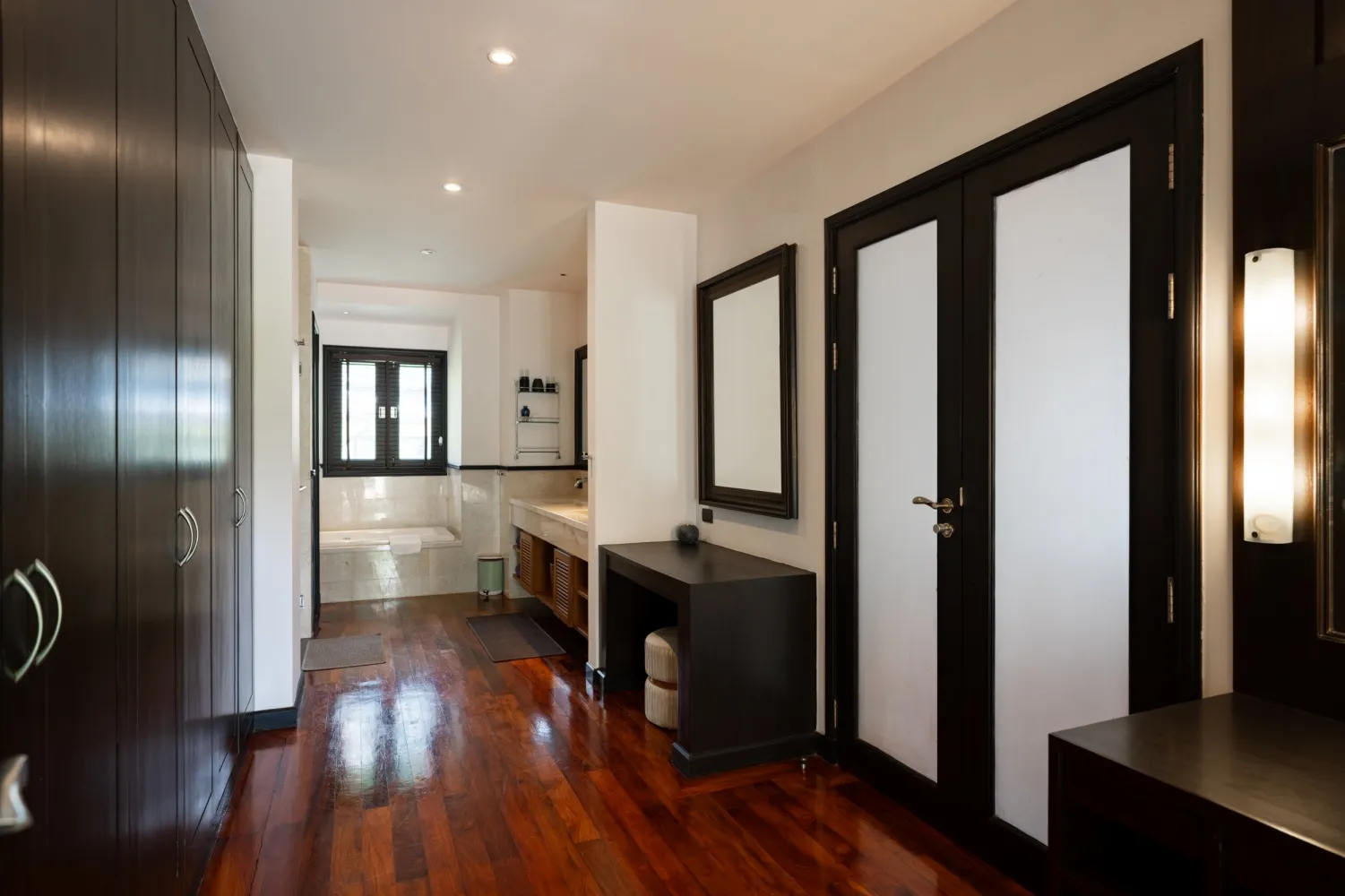 Property image - full photo 40