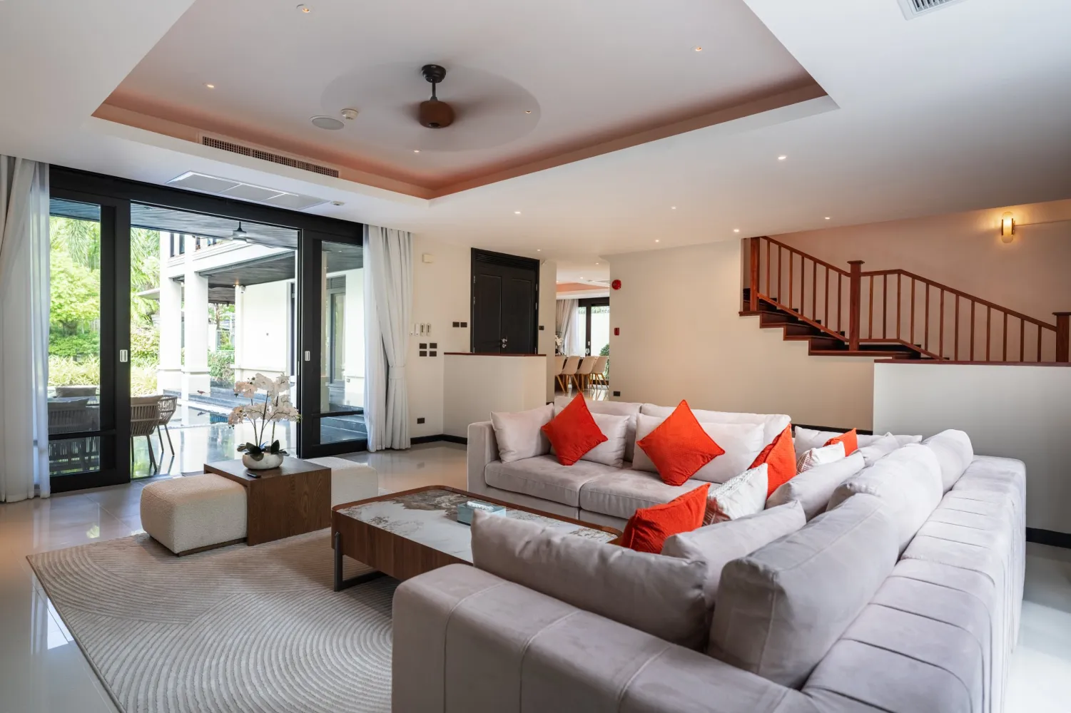 Property image - full photo 10