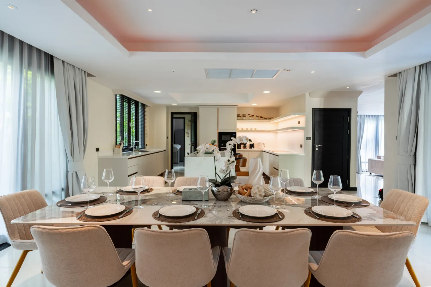 Property image - full photo 6
