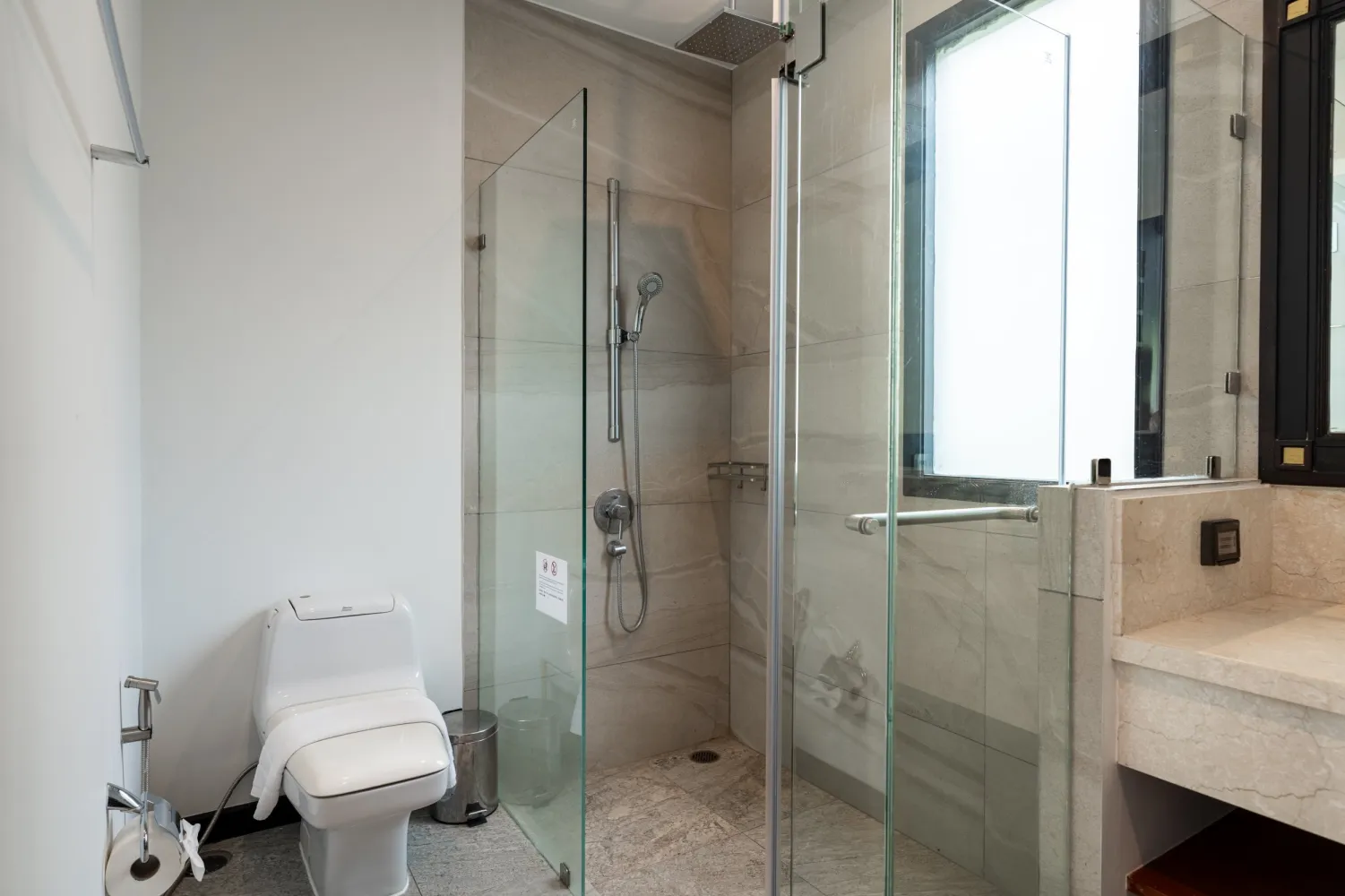 Property image - full photo 35