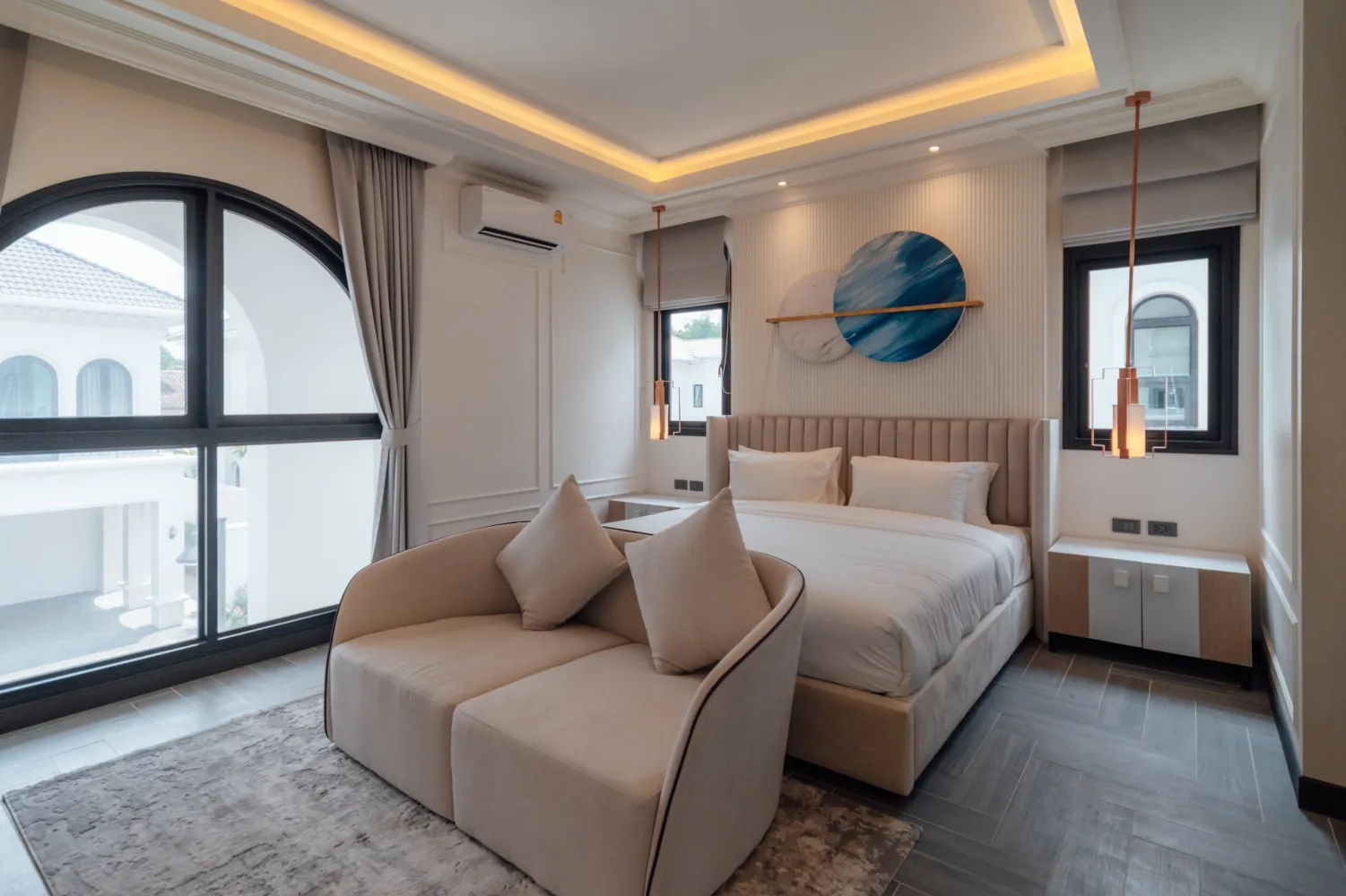 Property image - full photo 7