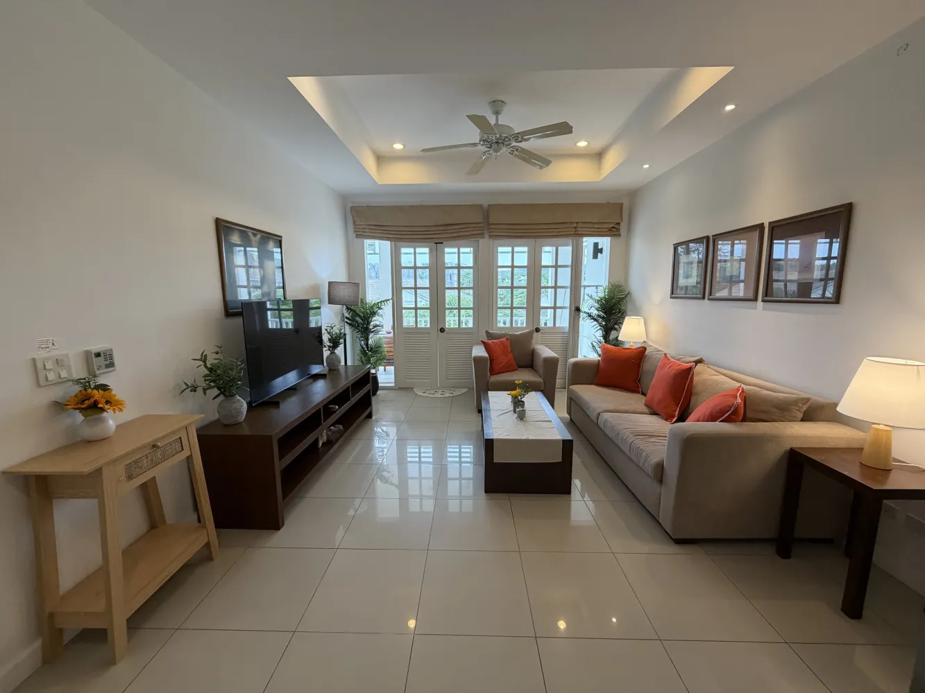 Property image - full photo 1