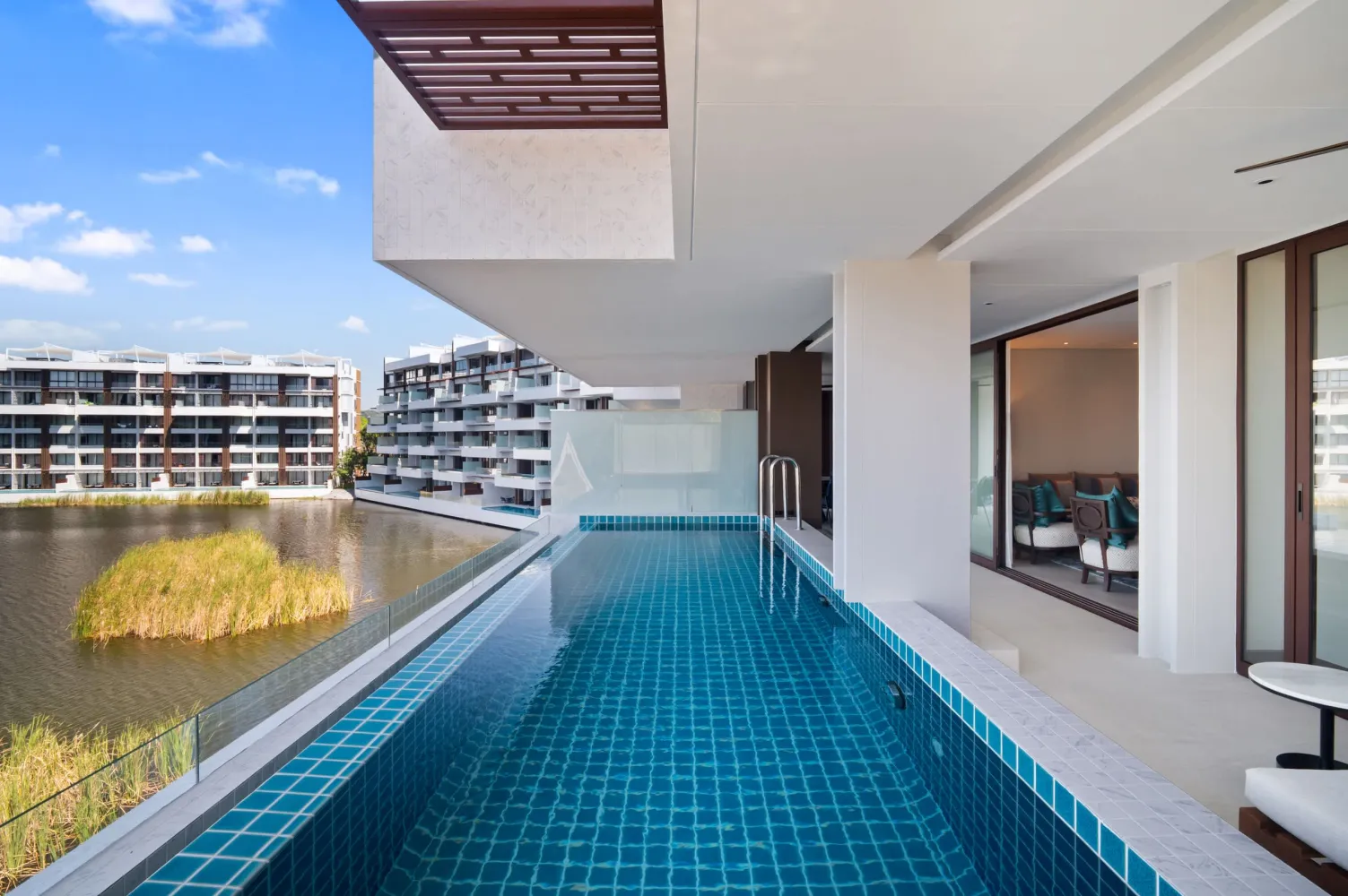 Property image - full photo 16
