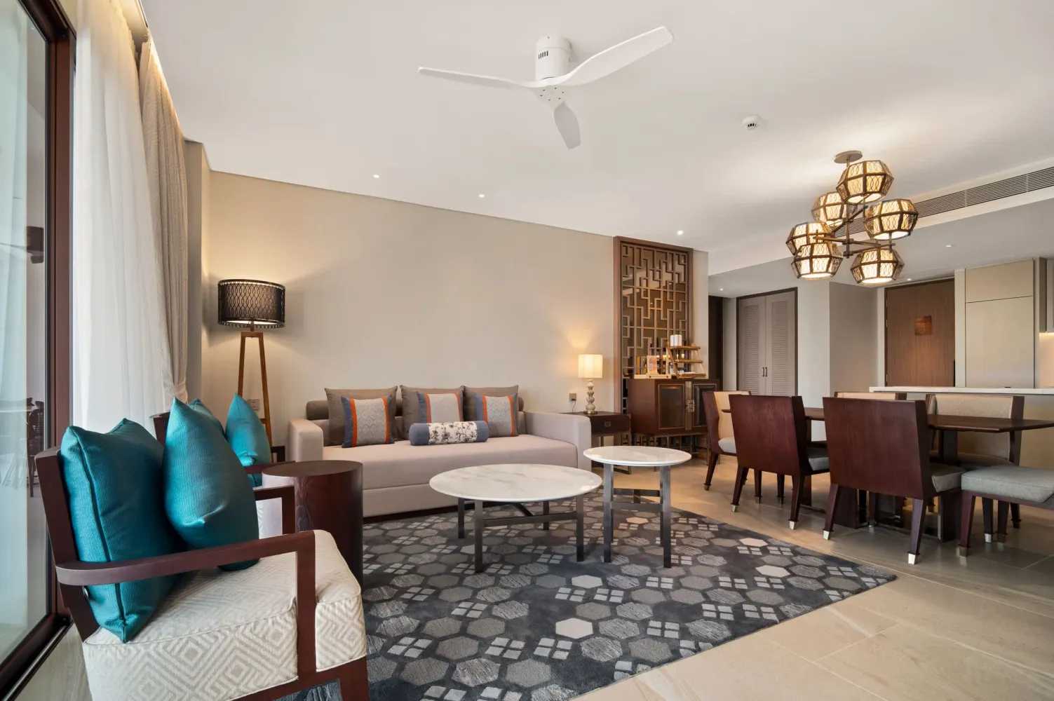 Property image - full photo 2
