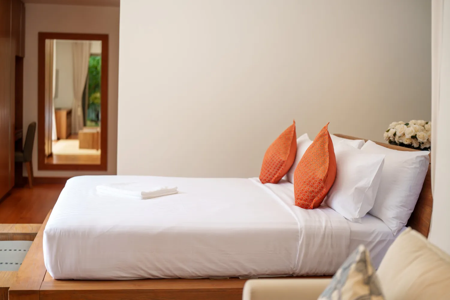 Property image - full photo 4
