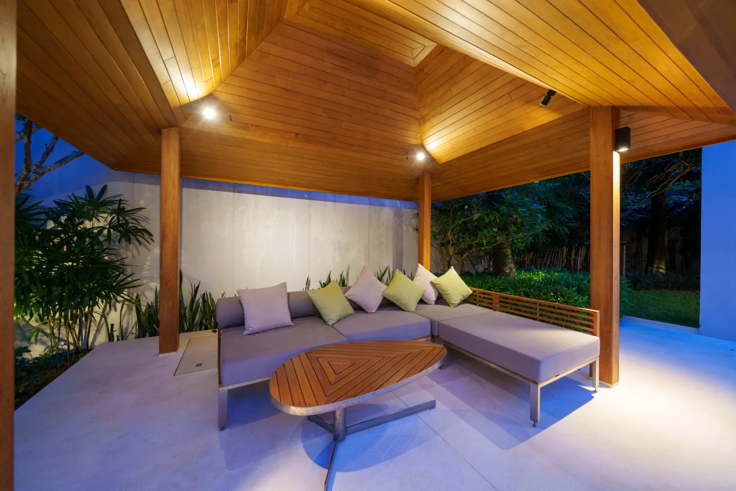 Property image - full photo 84