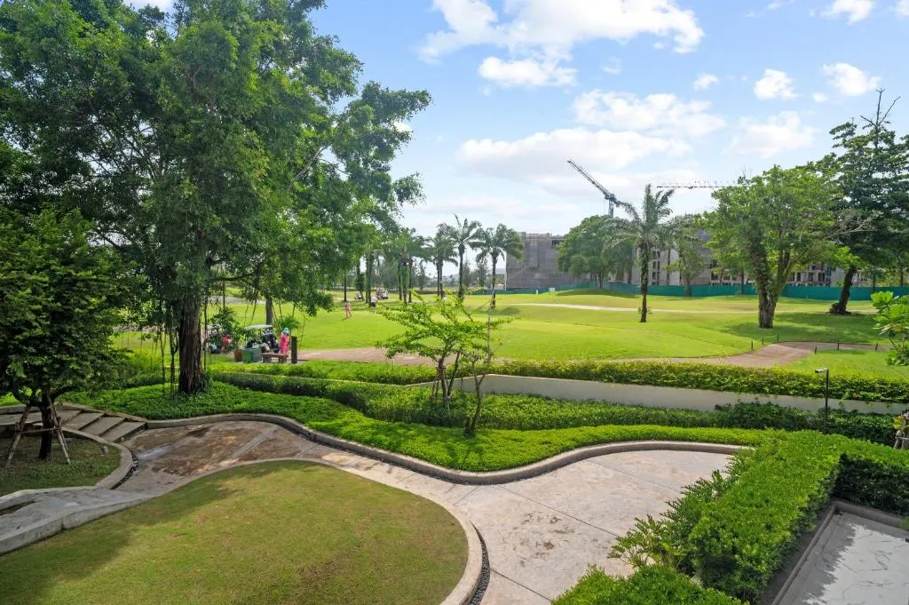 Property image - full photo 10