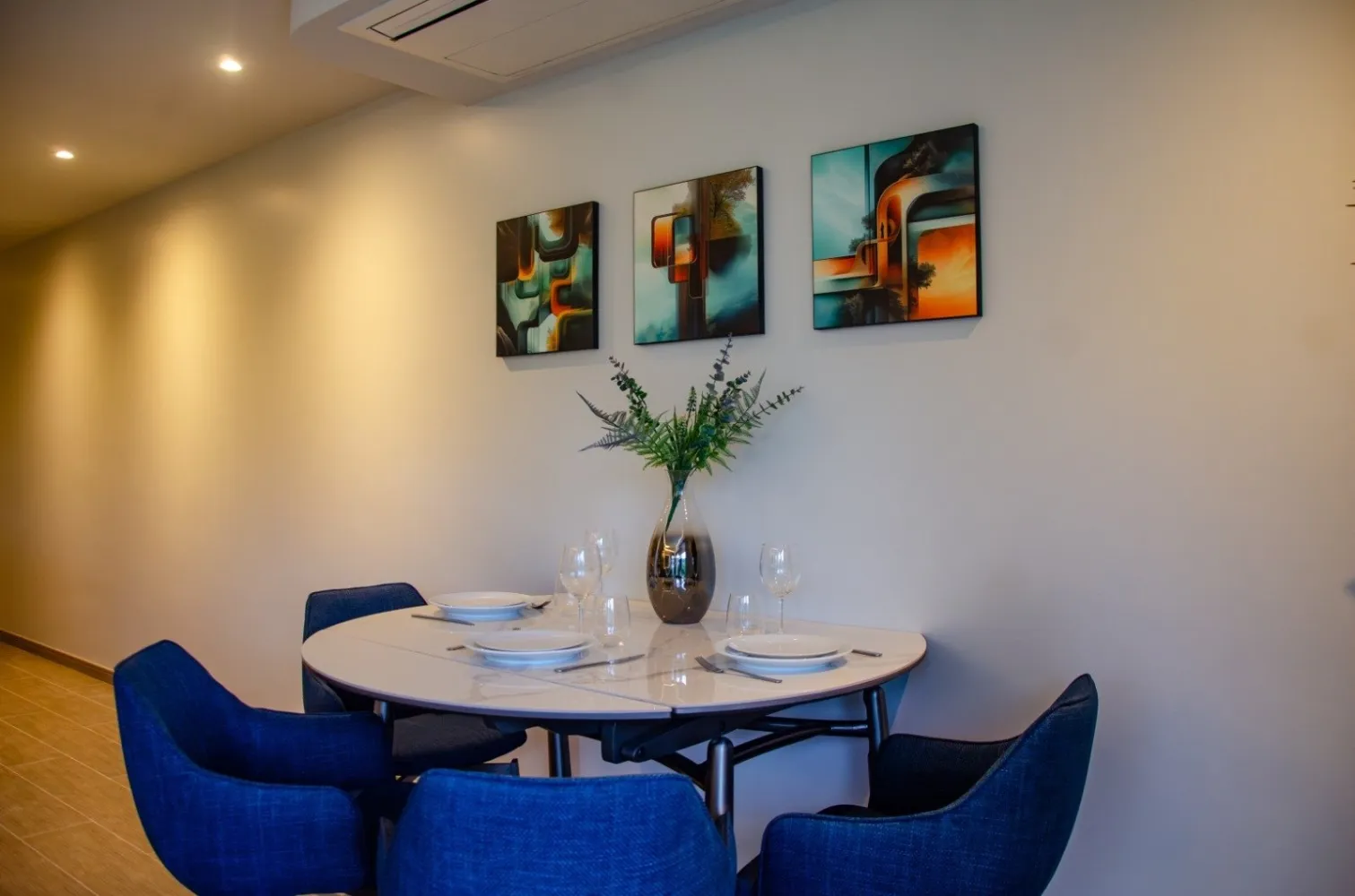 Property image - full photo 4
