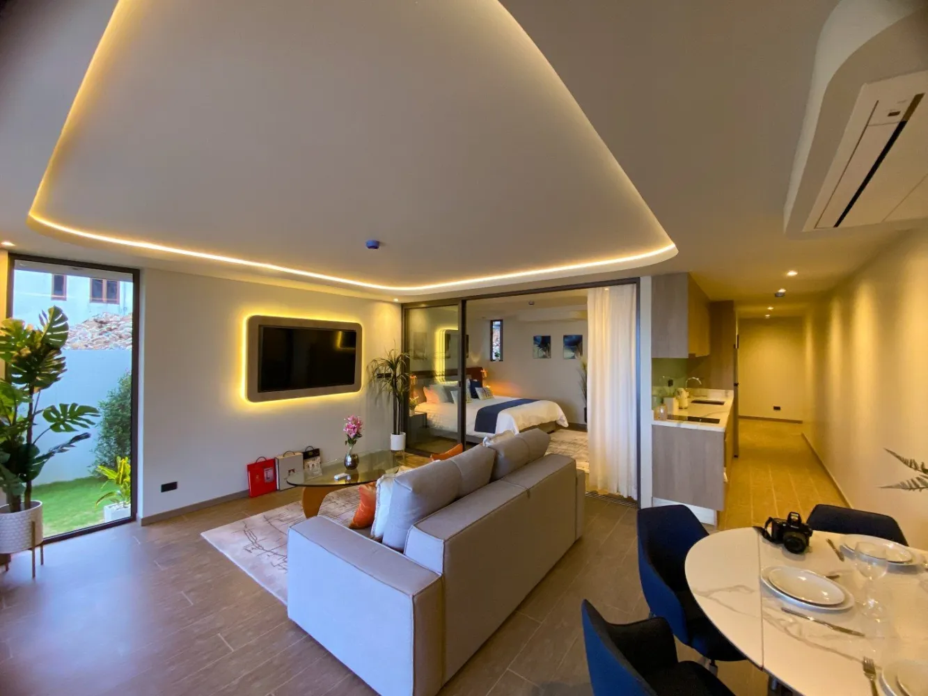 Property image - full photo 3