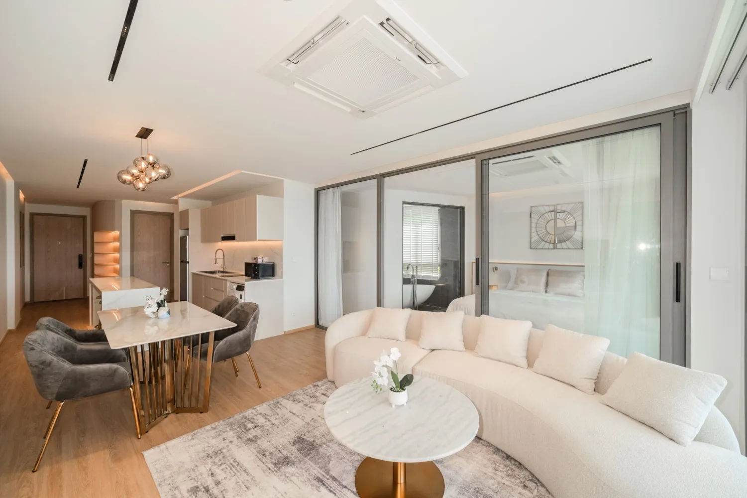 Property image - full photo 6
