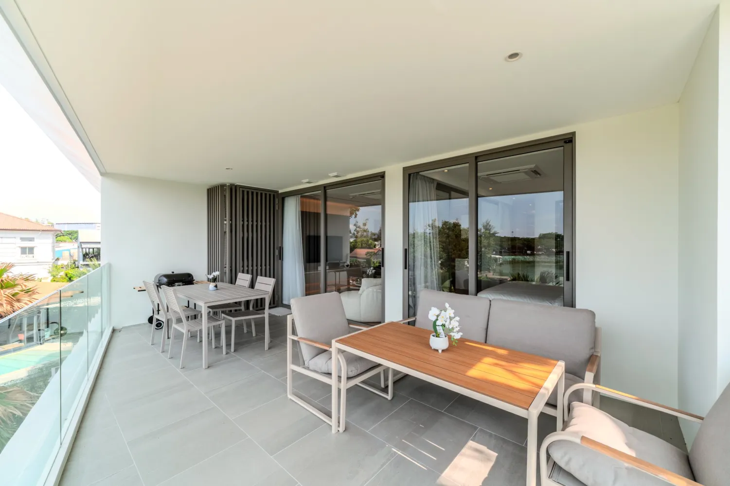 Property image - full photo 18