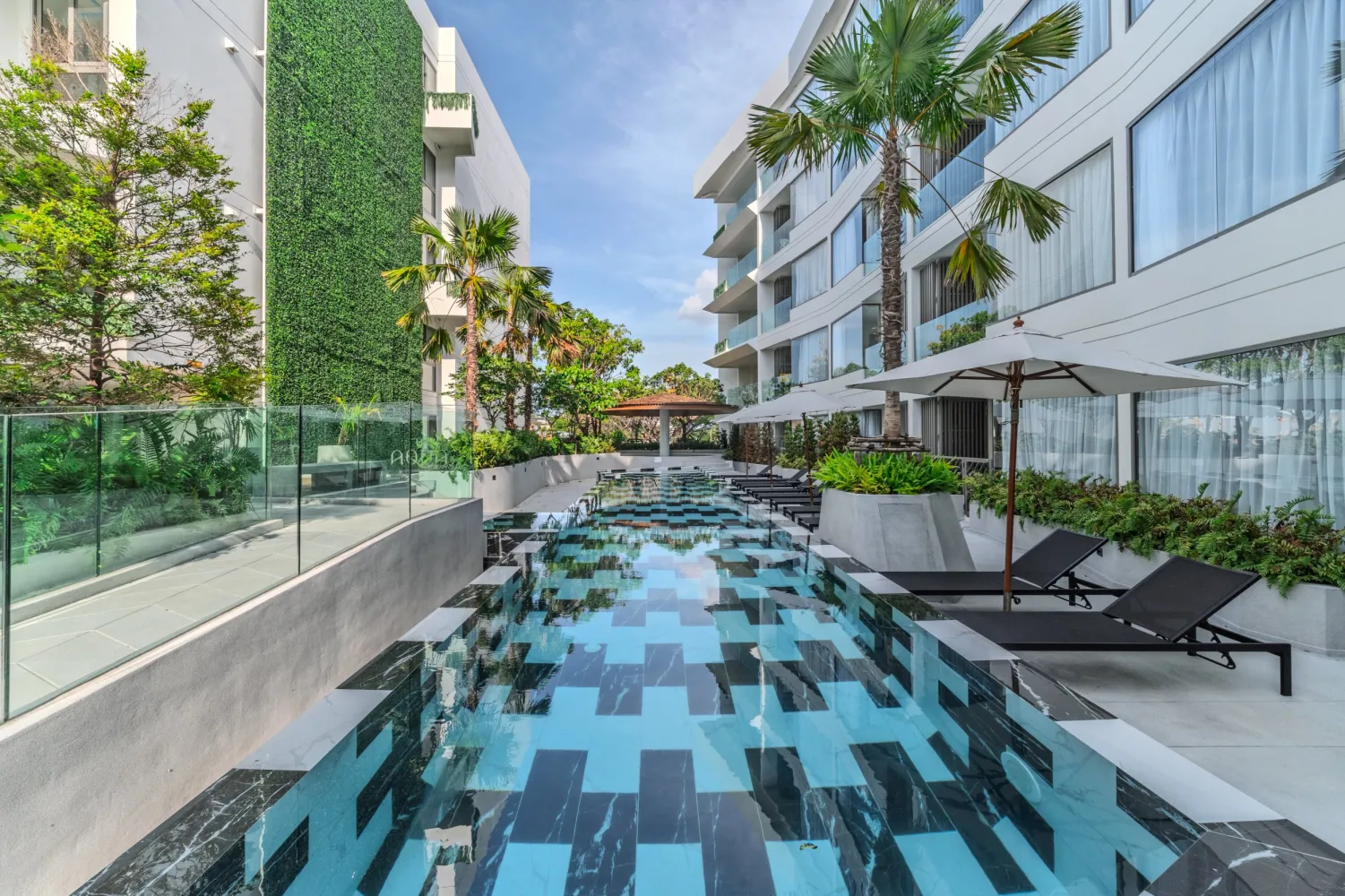 Property image - full photo 48