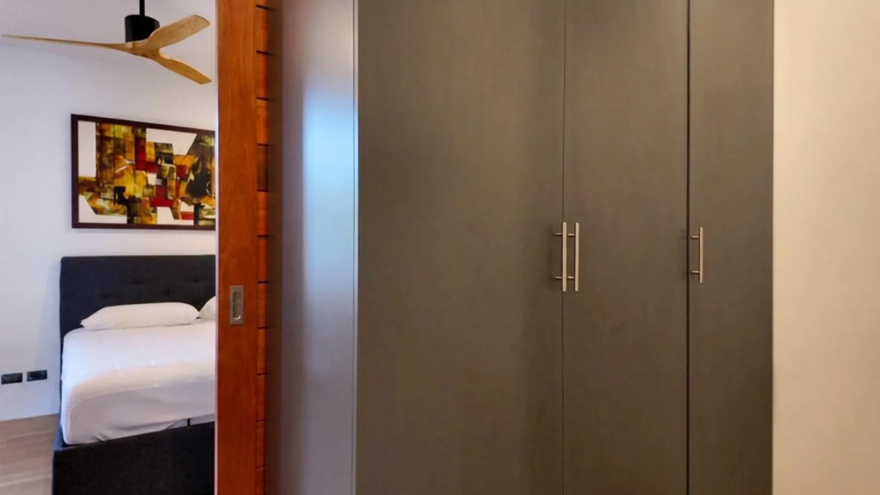Property image - full photo 10