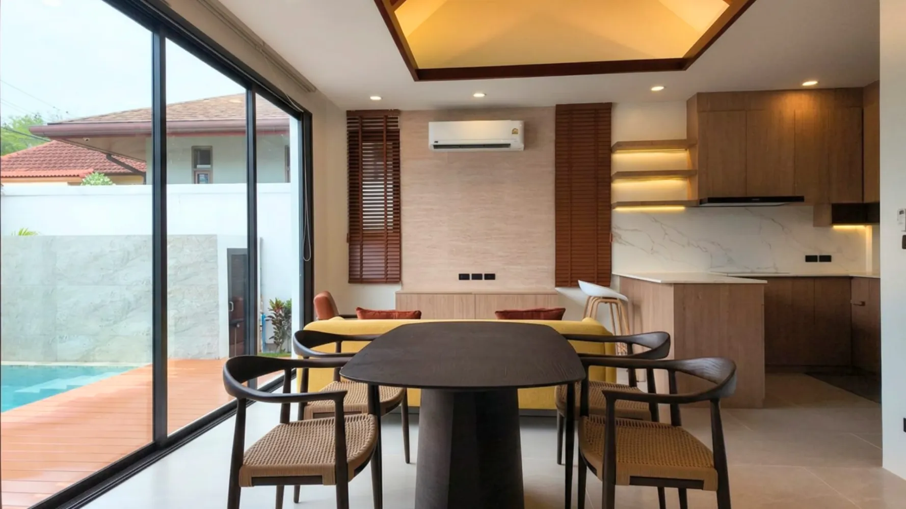 Property image - full photo 5